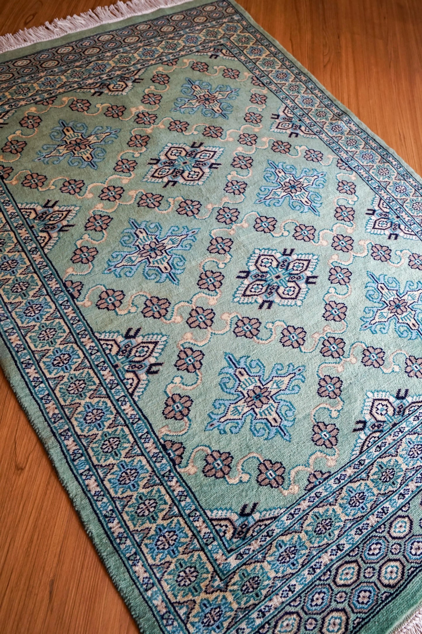 Collection パキスタン手織り絨毯 111×77cm