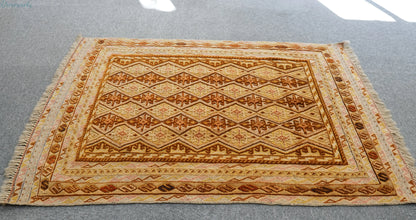 115×76cm　手織りマシュワニキリム Decorworks