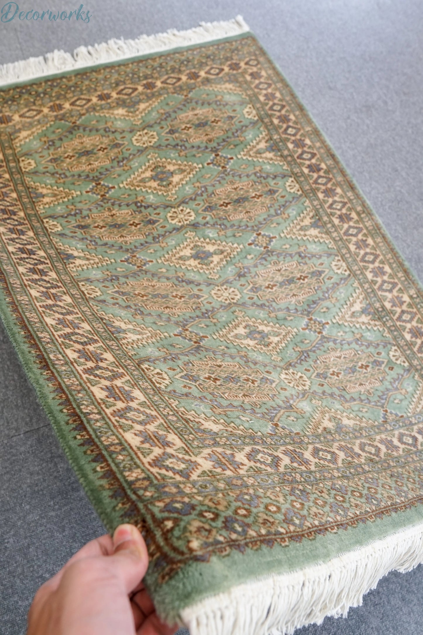 116×79cm パキスタン手織り絨毯 Decorworks