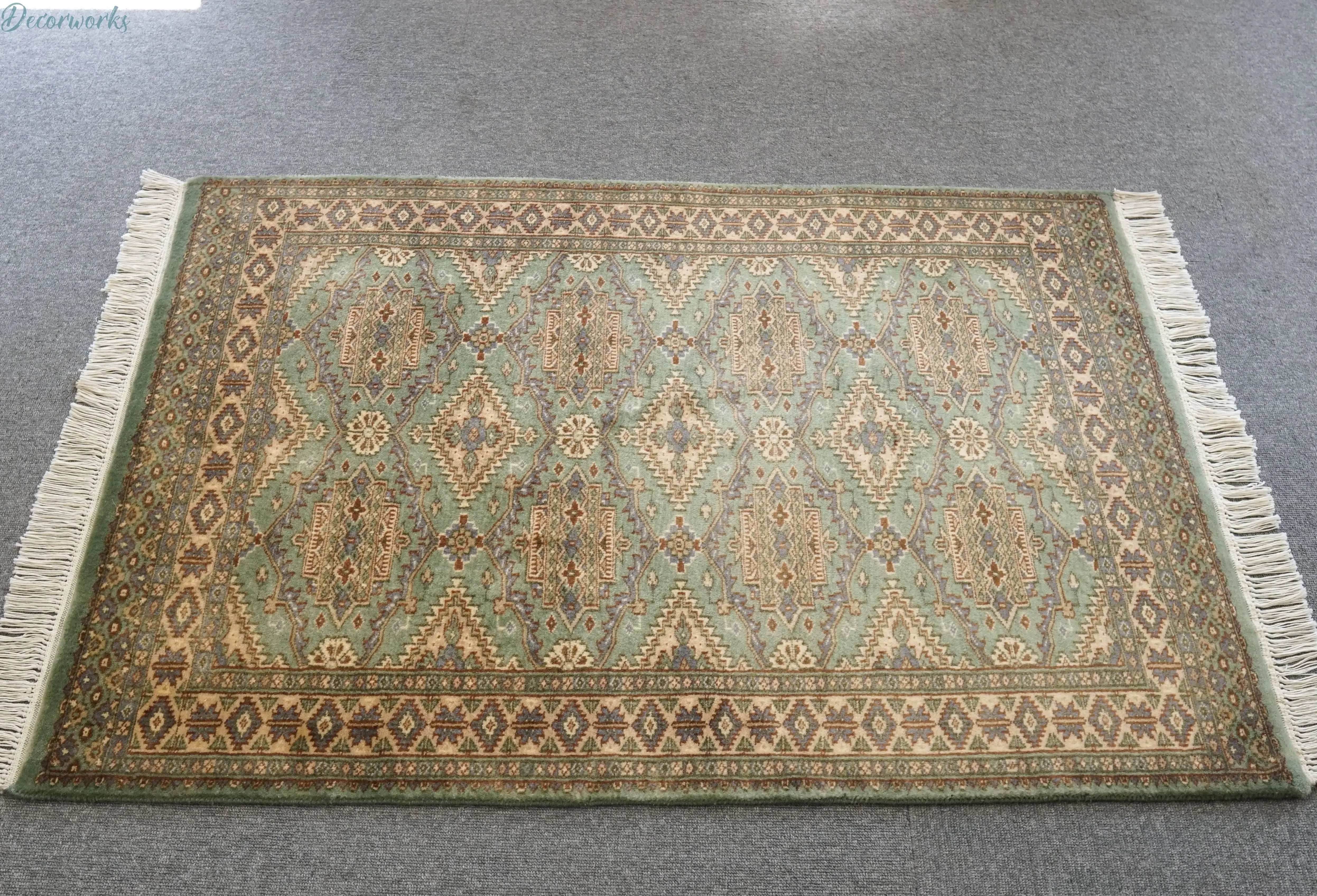パキスタン手織り絨毯 251×161cm 116×79cm パキスタン手織り絨毯 - Decorworks