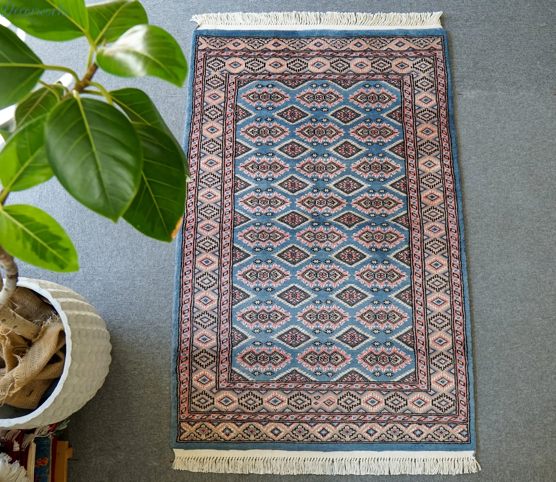 117×79cm【パキスタン手織り絨毯】 Decorworks