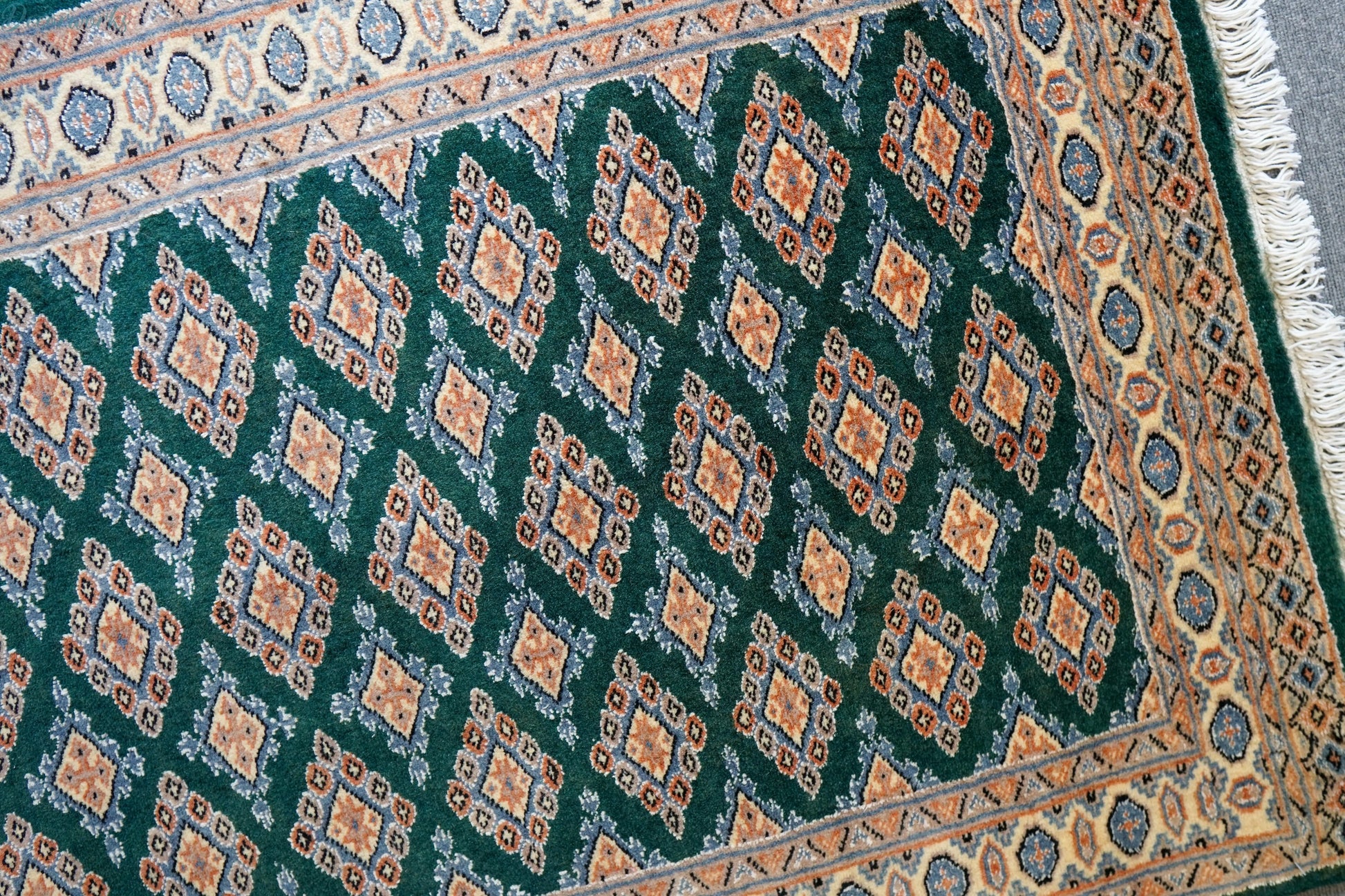 120×80cm パキスタン手織り絨毯 Decorworks