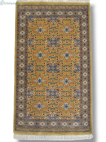 121×78cm パキスタン手織り絨毯 Decorworks