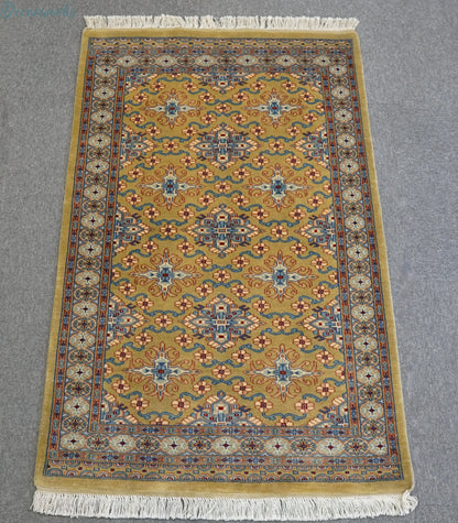 121×78cm パキスタン手織り絨毯 Decorworks