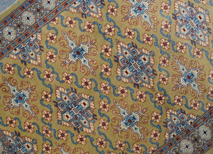121×78cm パキスタン手織り絨毯 Decorworks