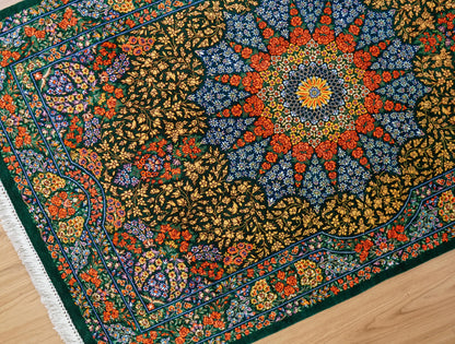 121×80cm　 ペルシャ絨毯　クム産　シラージ房　シルク　証明書付 Decorworks