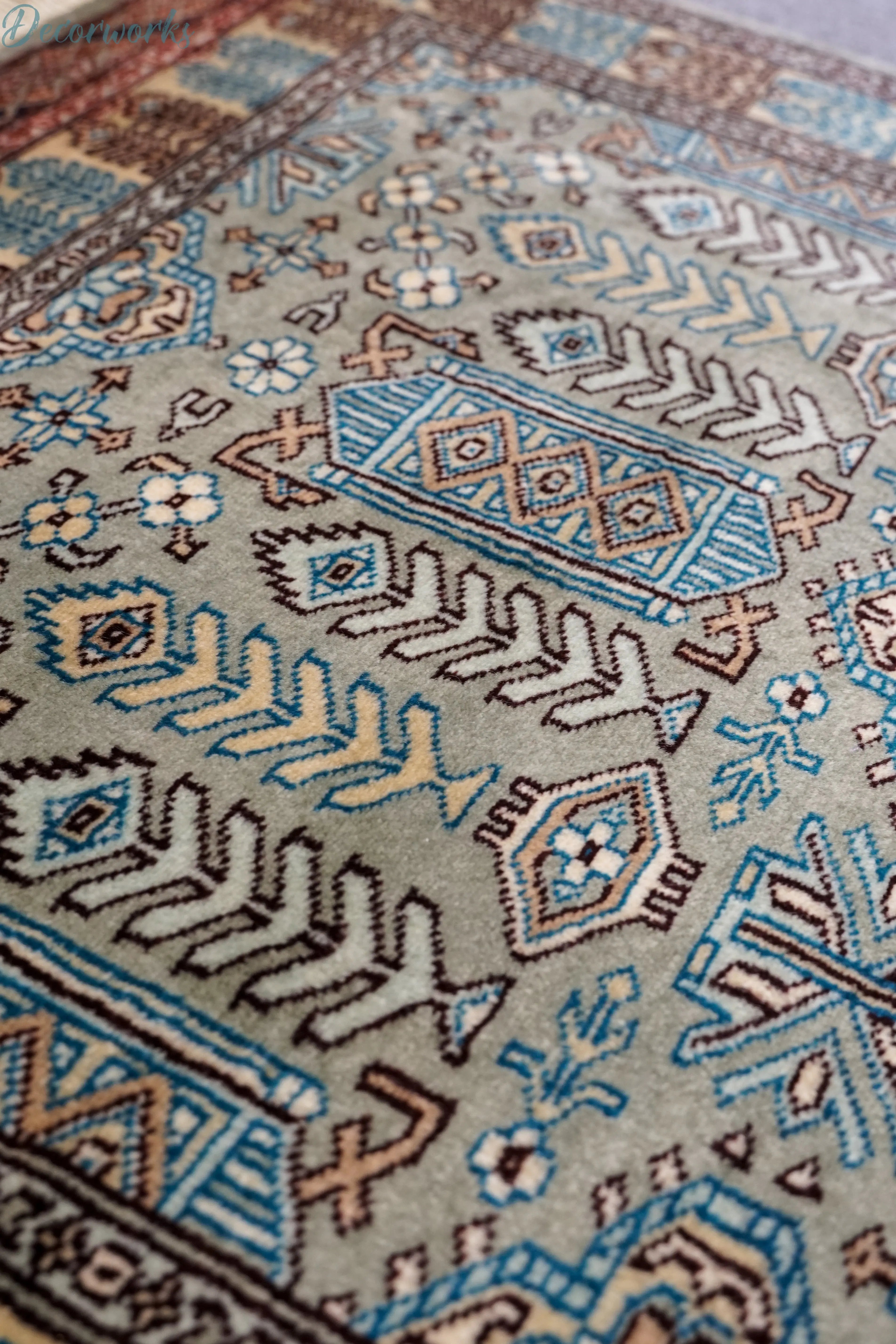 123×81cm【パキスタン手織り絨毯】 - Decorworks