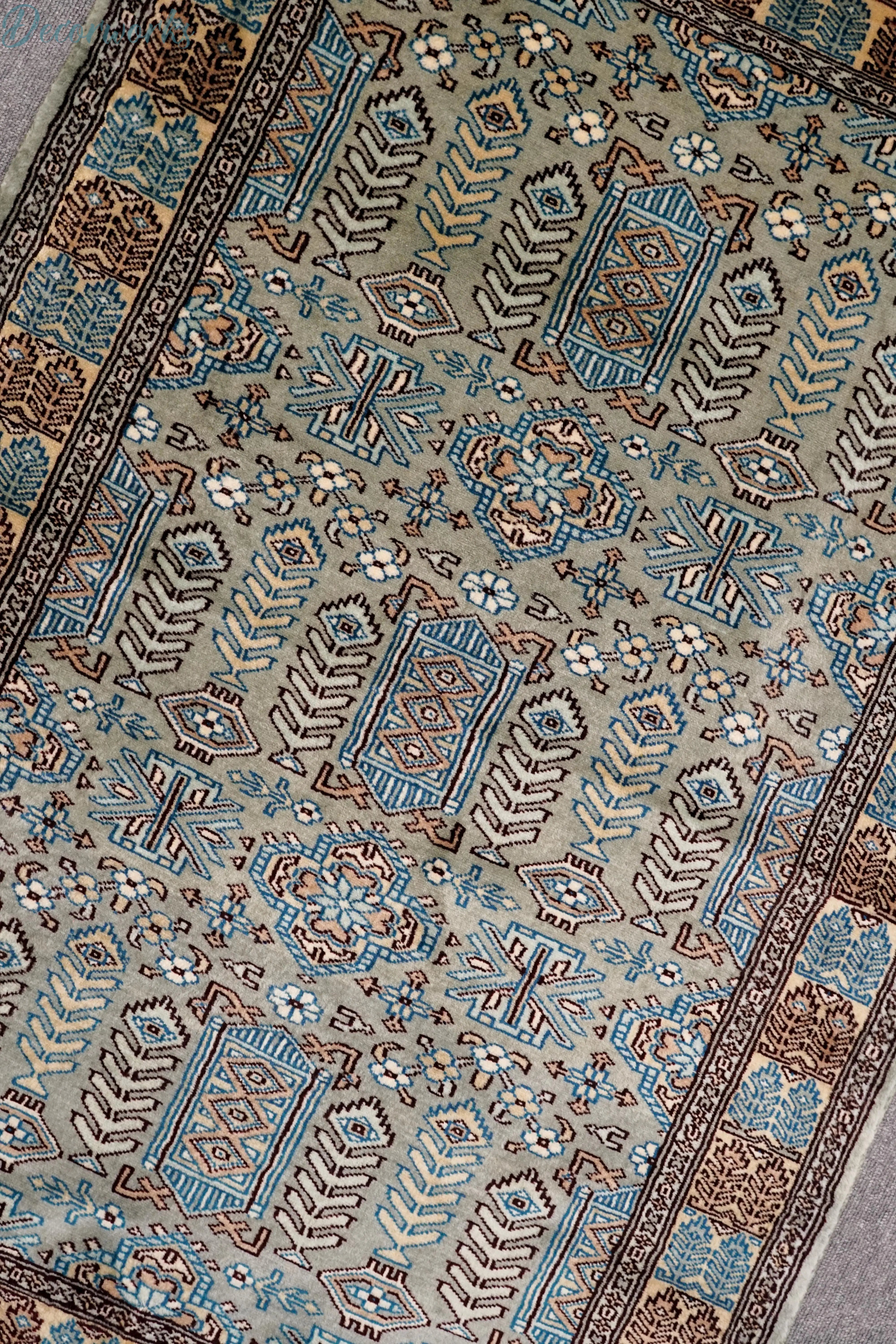 123×81cm【パキスタン手織り絨毯】 - Decorworks