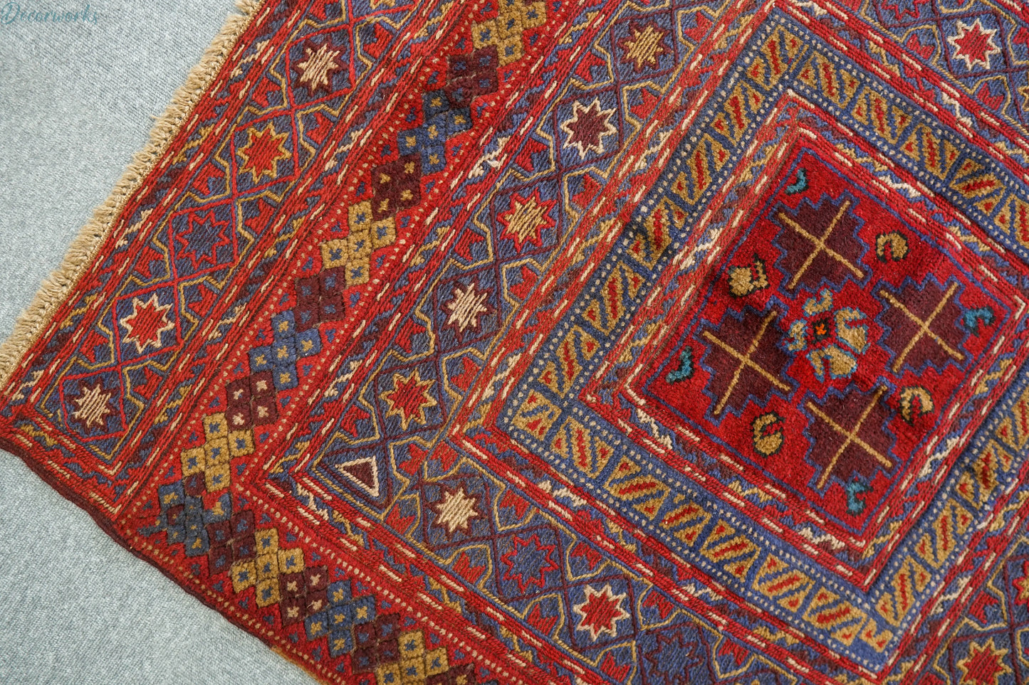 125×113cm 手織りマシュワニキリム 手織り絨毯 Decorworks