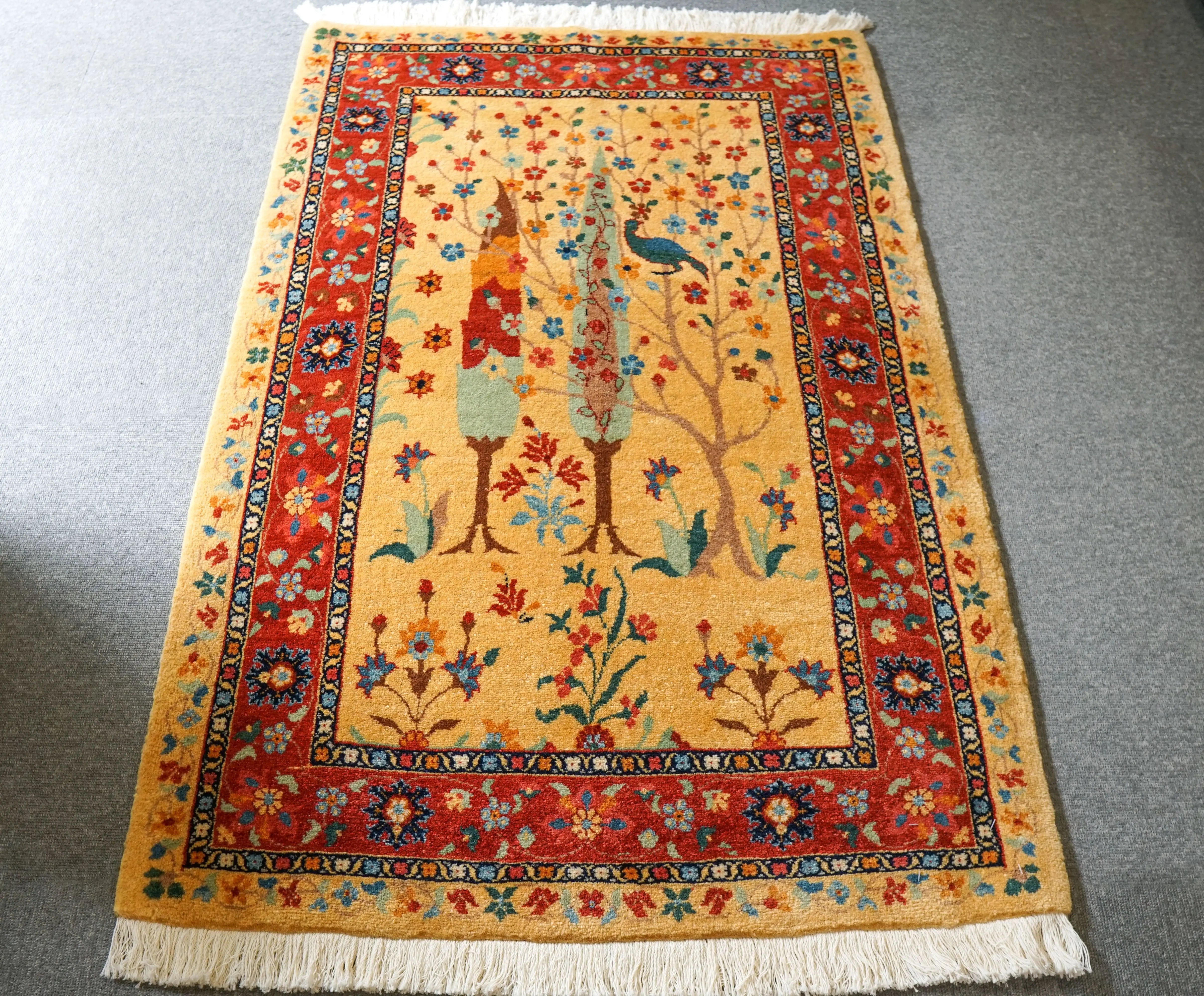 ペルシャ絨毯 バラミン産 125×80cm - 手織り絨毯専門店 Decorworks