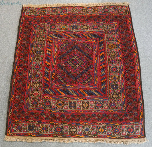 126×116cm 手織りマシュワニキリム 手織り絨毯 トライバルラグ Decorworks