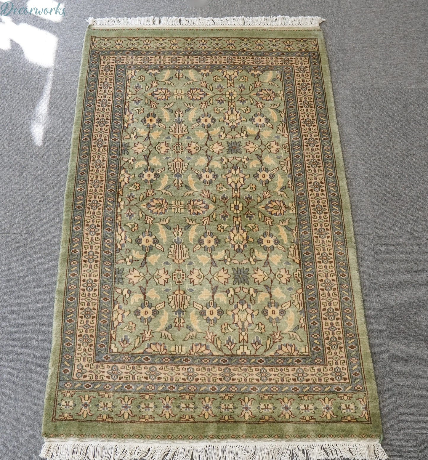 126×78cm　パキスタン手織り絨毯 Decorworks