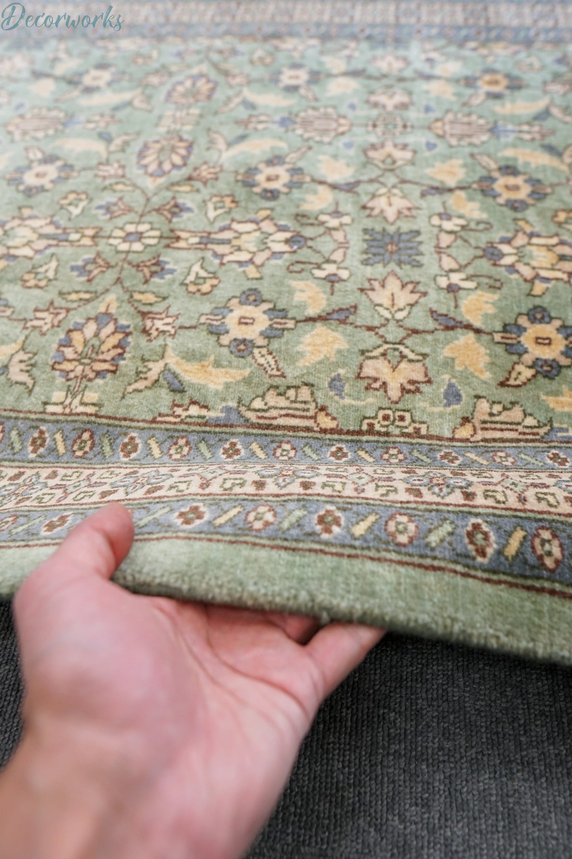 126×78cm　パキスタン手織り絨毯 Decorworks