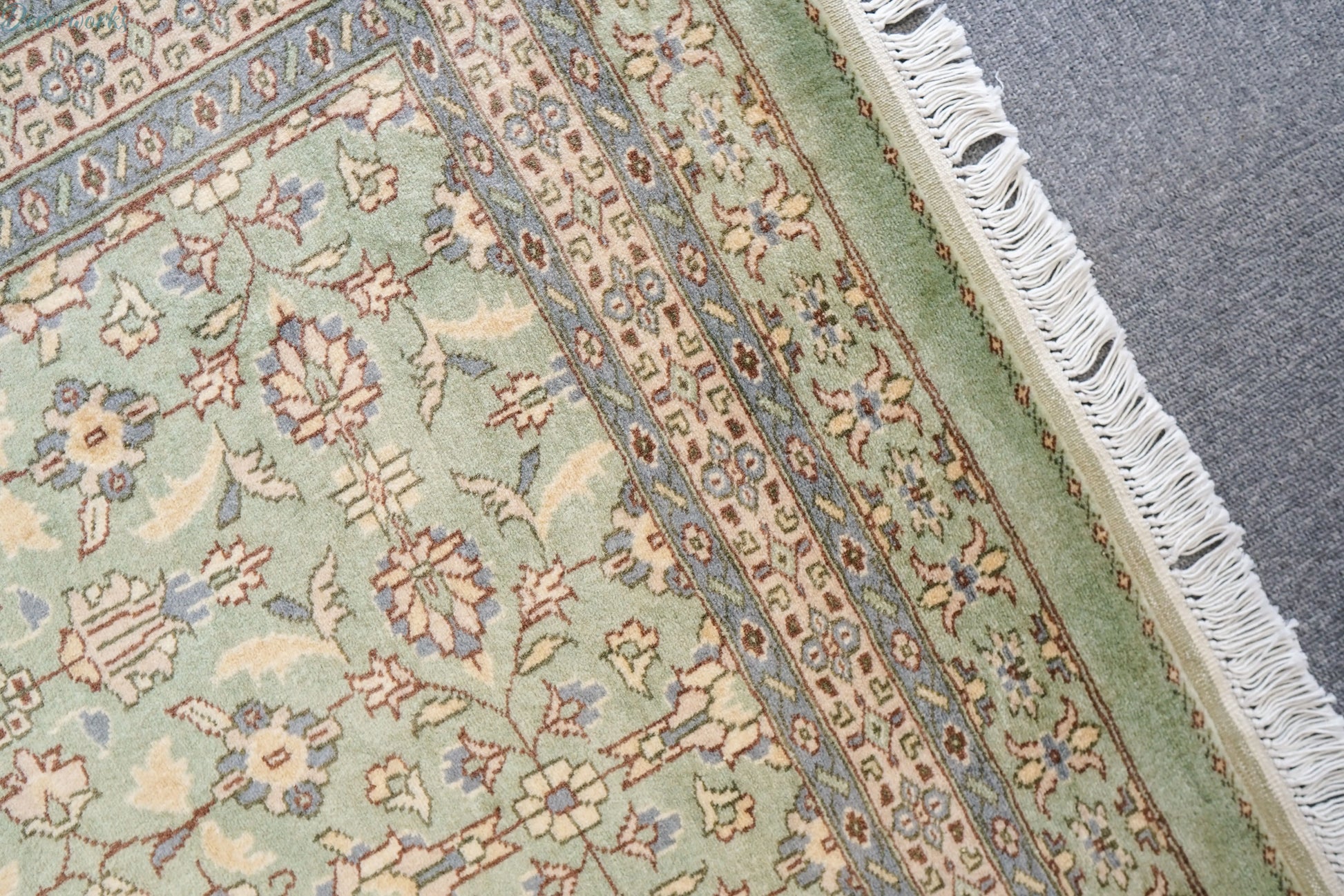 126×78cm　パキスタン手織り絨毯 Decorworks