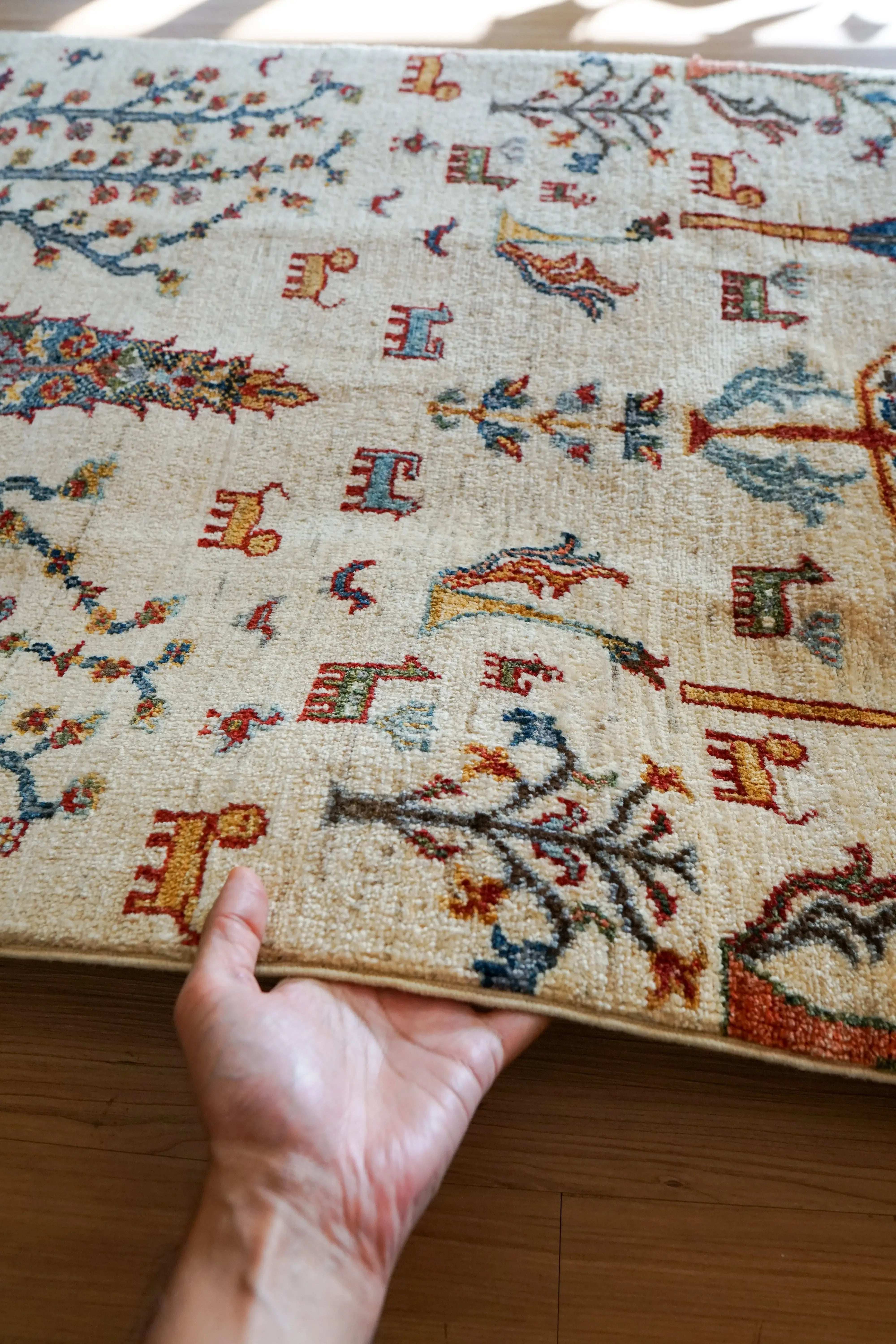 126×81cm アフガニスタン ガズニー ウール 手織り絨毯 ペルシャ 126×81 アフガニスタン ガズニー ウール 手織り絨毯 ペルシャギャッベ