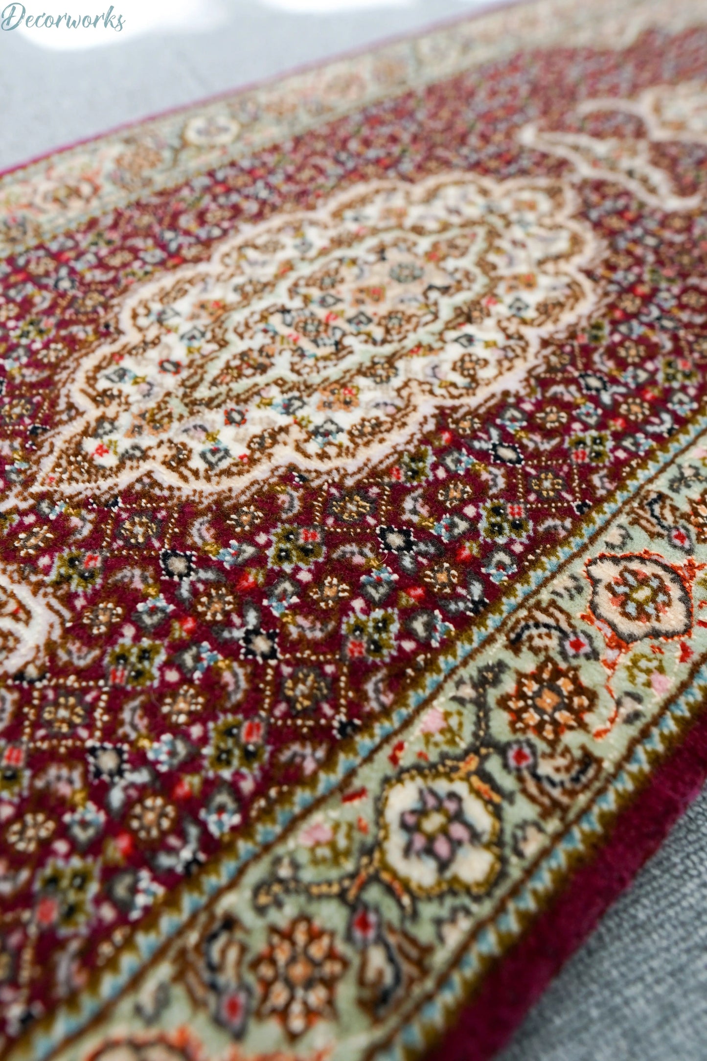 130×40cm ペルシャ手織り絨毯 タブリーズ産　50RAJ Decorworks