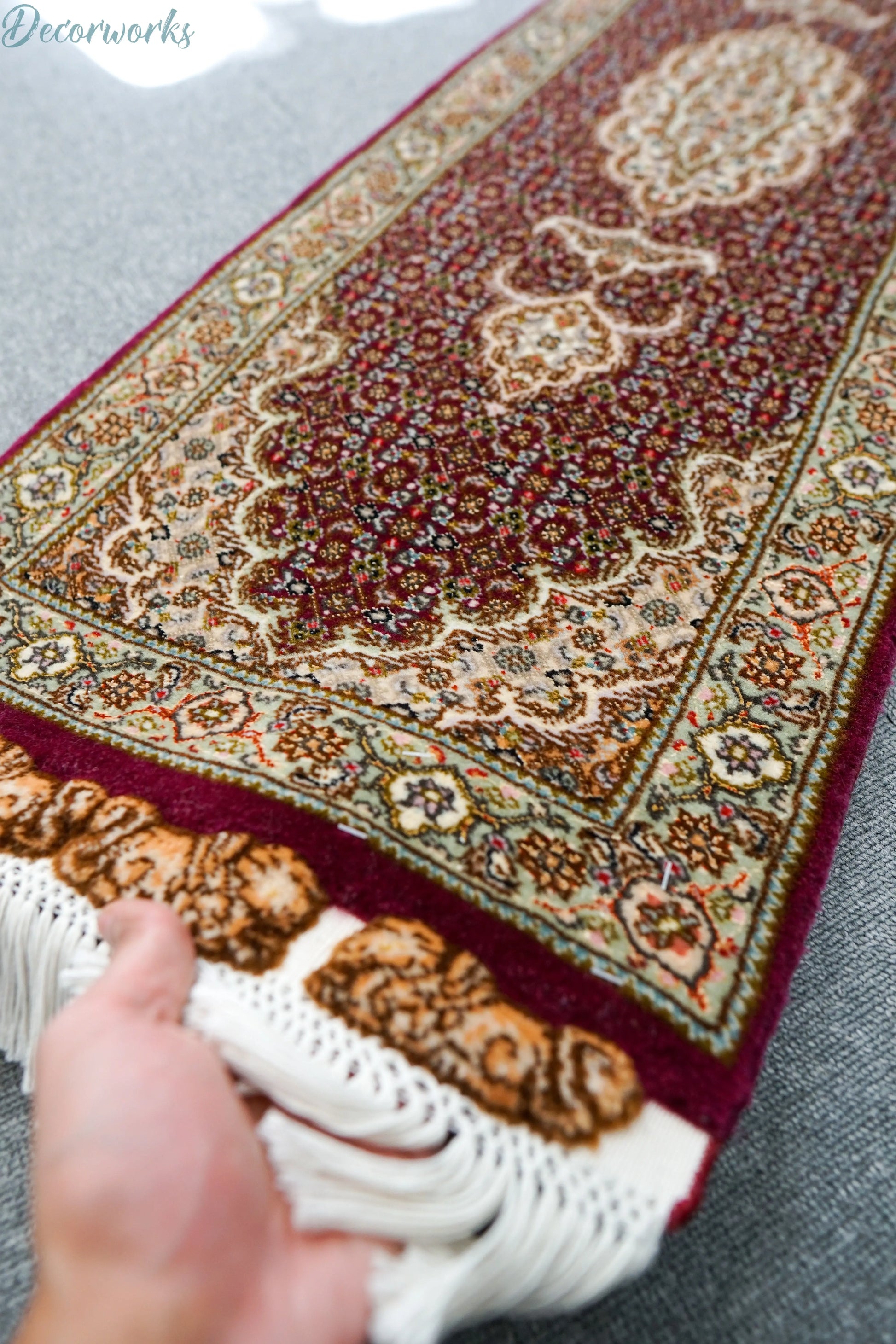 130×40cm ペルシャ手織り絨毯 タブリーズ産　50RAJ Decorworks