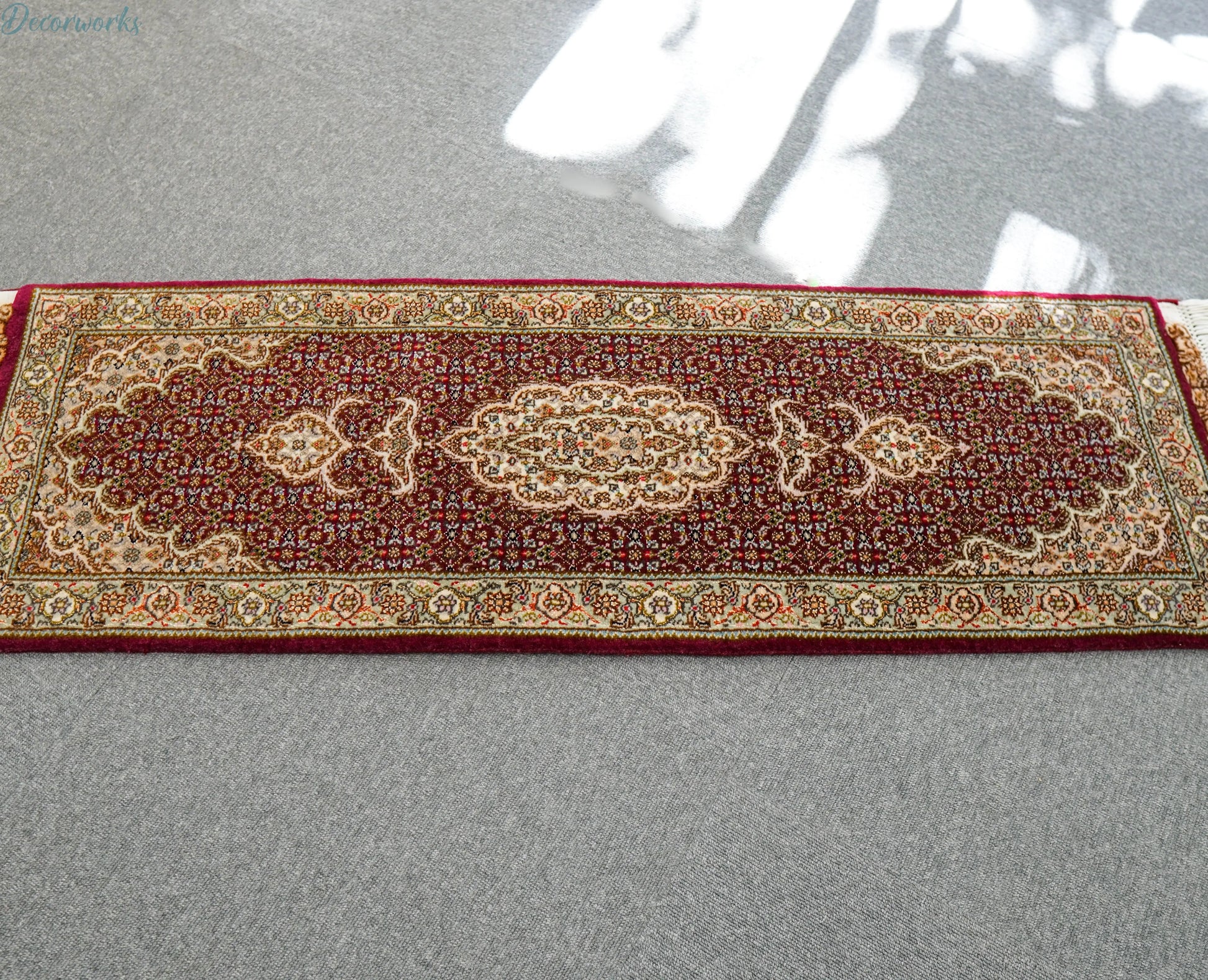 130×40cm ペルシャ手織り絨毯 タブリーズ産　50RAJ Decorworks