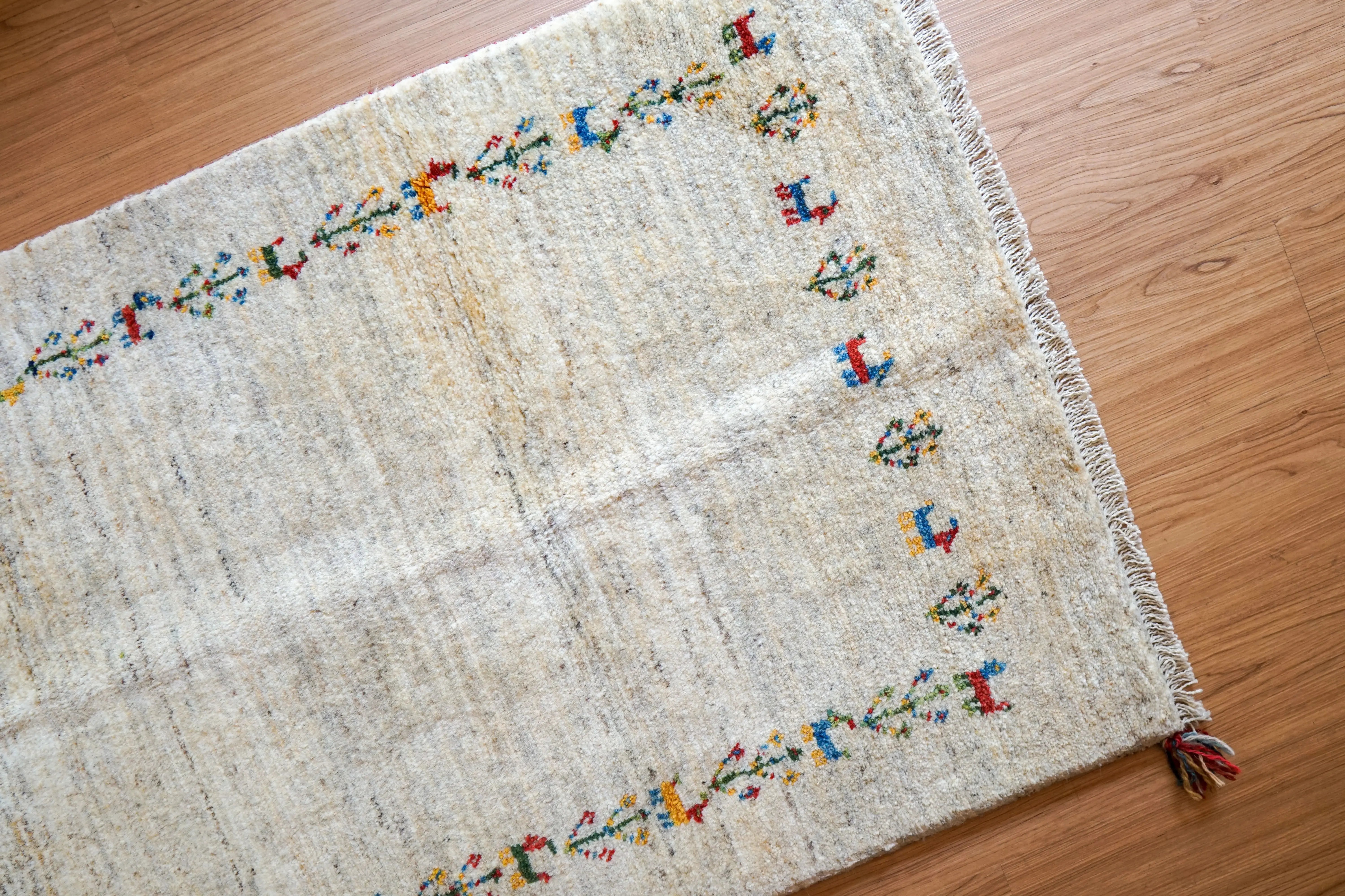 ギャッベ ペルシャ手織りギャッベ アマレ族130×80cm｜天然ウールの