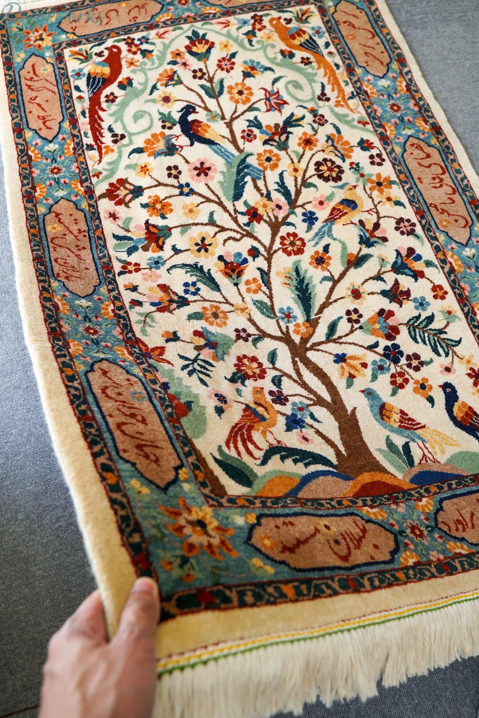 130×85cm　　ペルシャ バラミン産 手織り絨毯 Decorworks