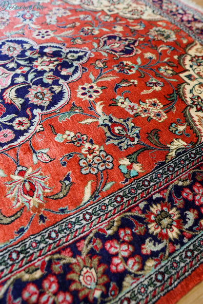 145×102cm ペルシャ絨毯　クム産 シルク　ビンテージラグ Decorworks