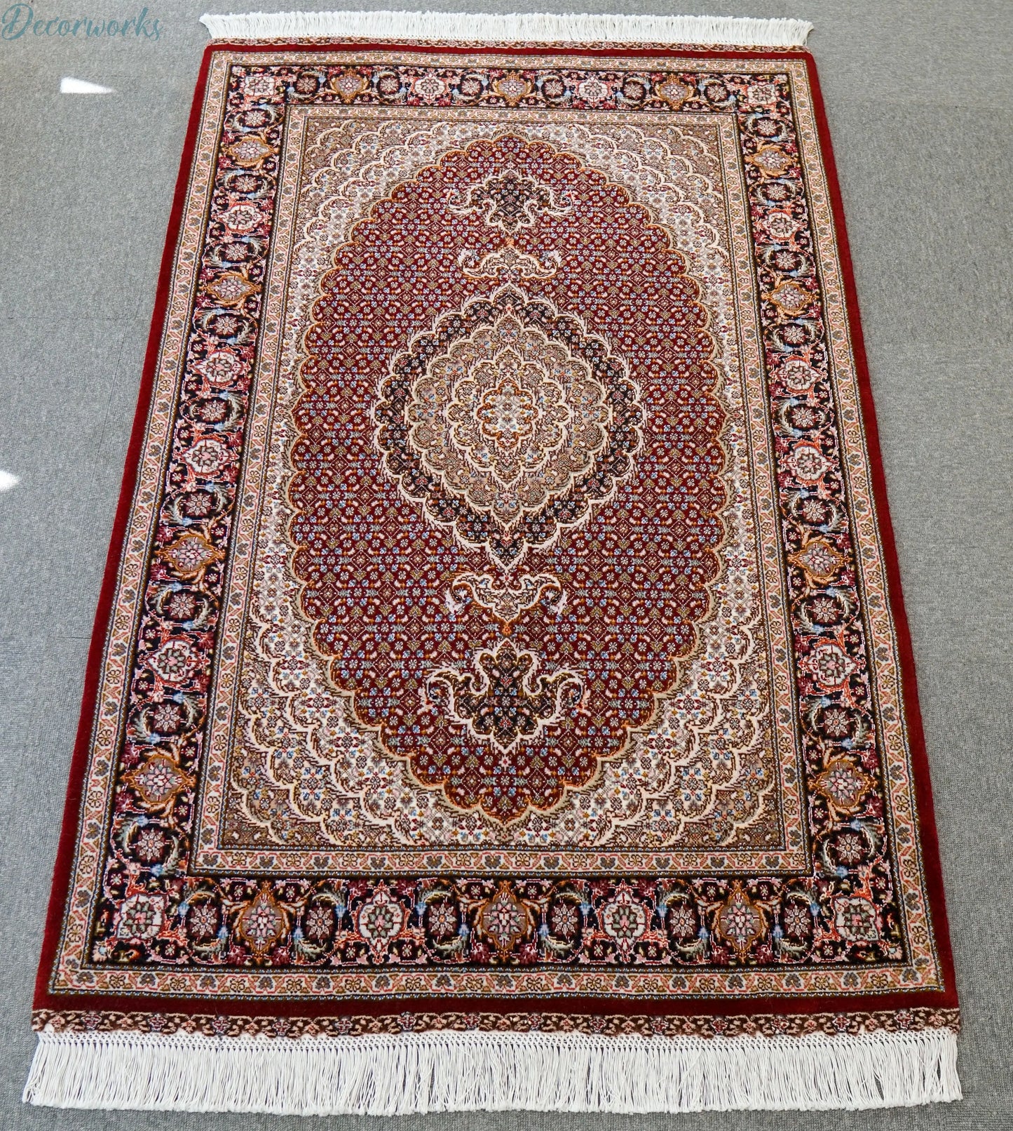 154×100cm 手織り ペルシャ絨毯 タブリーズ産　50RAJ Decorworks