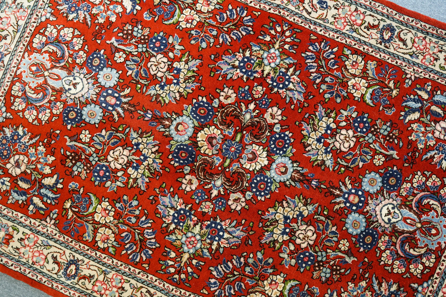 160×110cm　　クム産 ペルシャ絨毯 コルクウール Decorworks