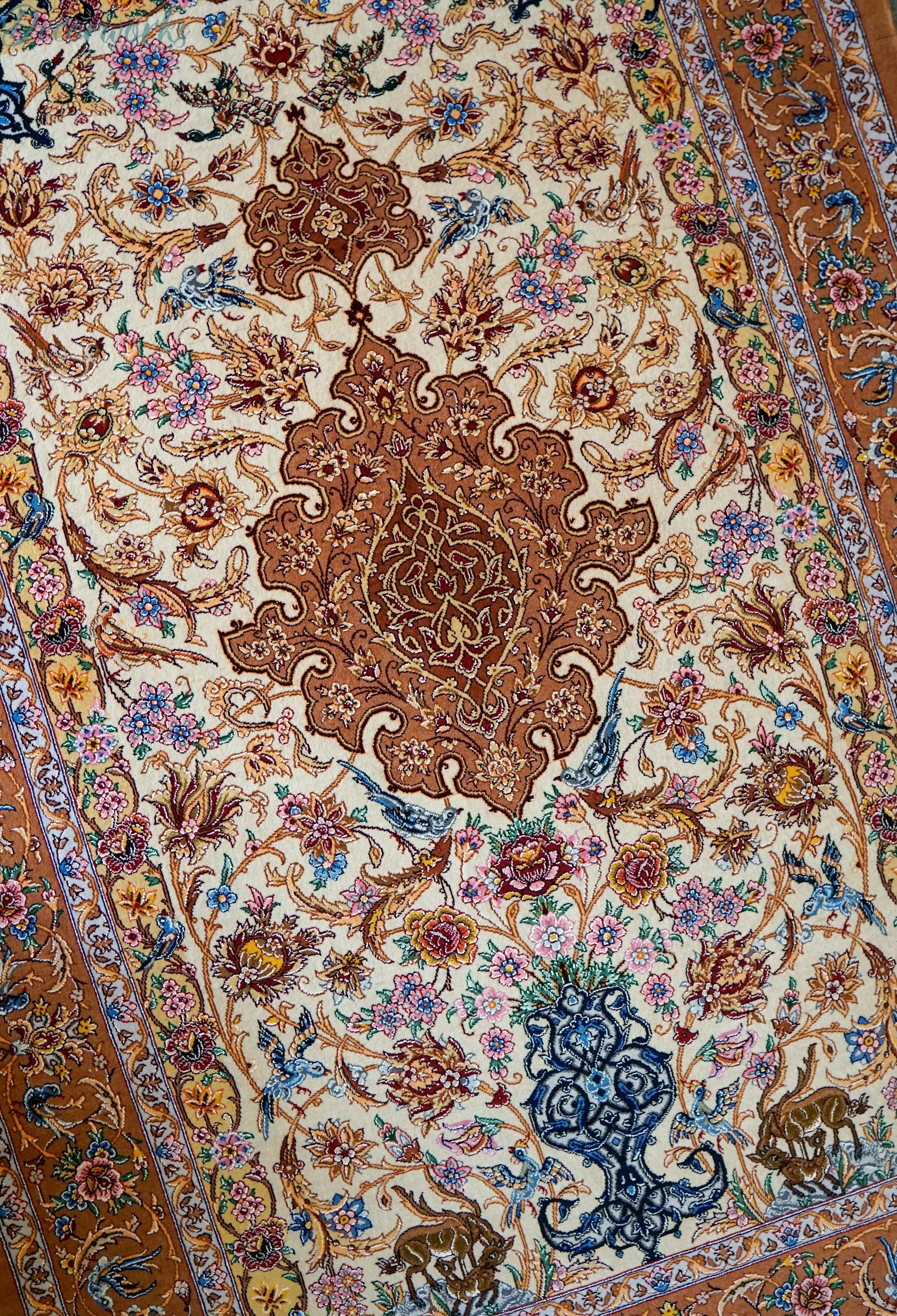 163×110cm 　手織りペルシャ絨毯　イスファハン サハラク房 Decorworks