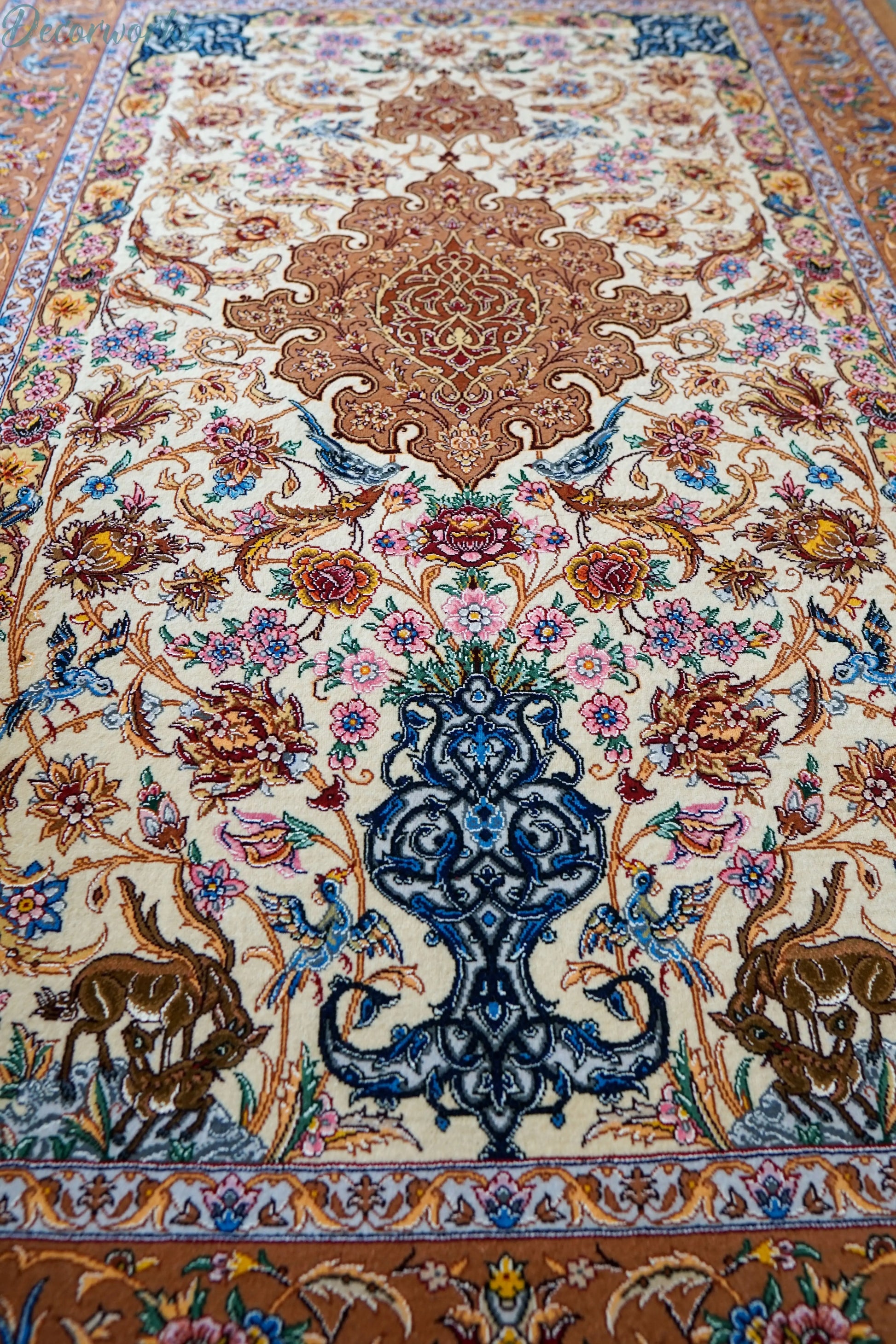 163×110cm 　手織りペルシャ絨毯　イスファハン サハラク房 Decorworks