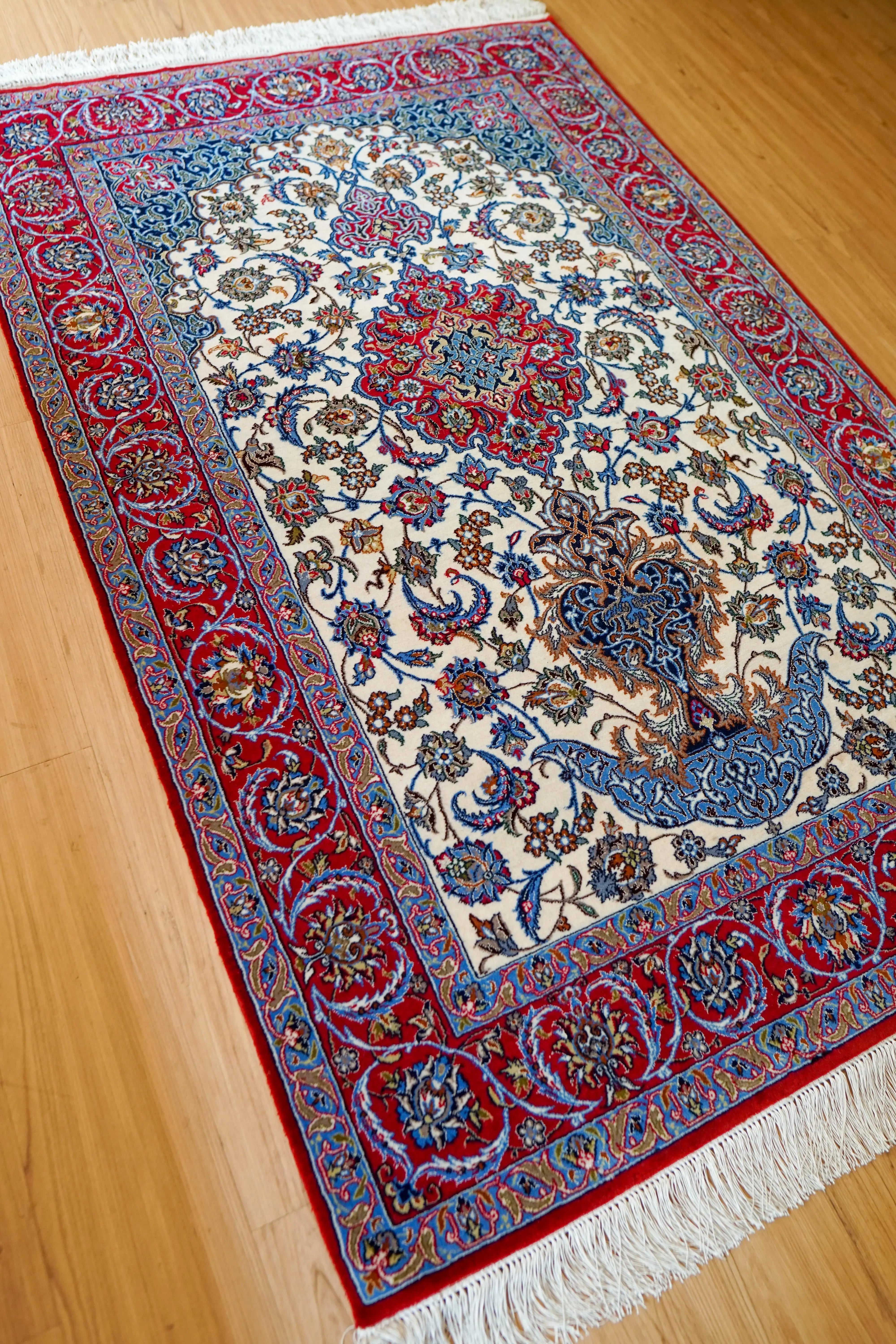 更にお値下げ❗ パキスタン絨毯　約198cm×127cm 更にお値下げ❗ パキスタン絨毯 約198cm×127cm