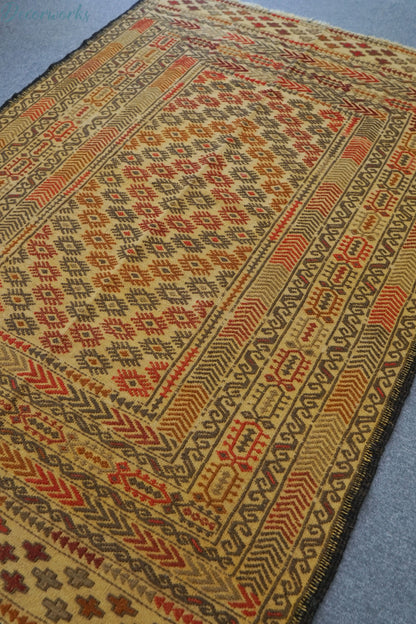 175×124cｍ　アフガニスタン オールド キリム 手織り絨毯 Decorworks