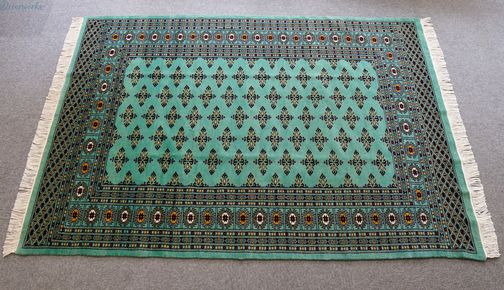 180×129cm パキスタン手織り絨毯 Decorworks