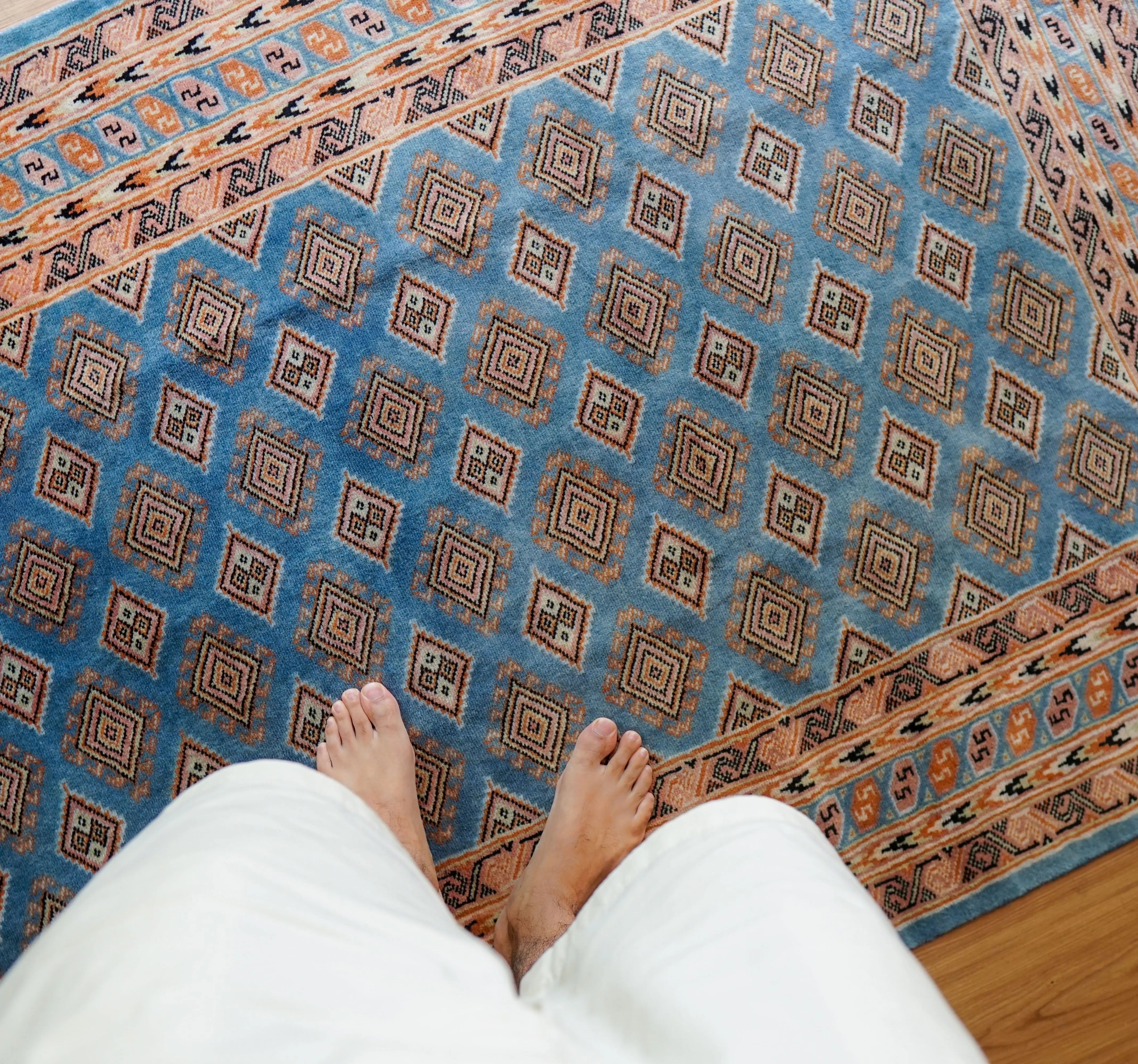 Y2576 パキスタン絨毯 トライバルラグ ウール 手織り 195×122㎝ Y2576 パキスタン絨毯 トライバルラグ ウール 手織り 195×122