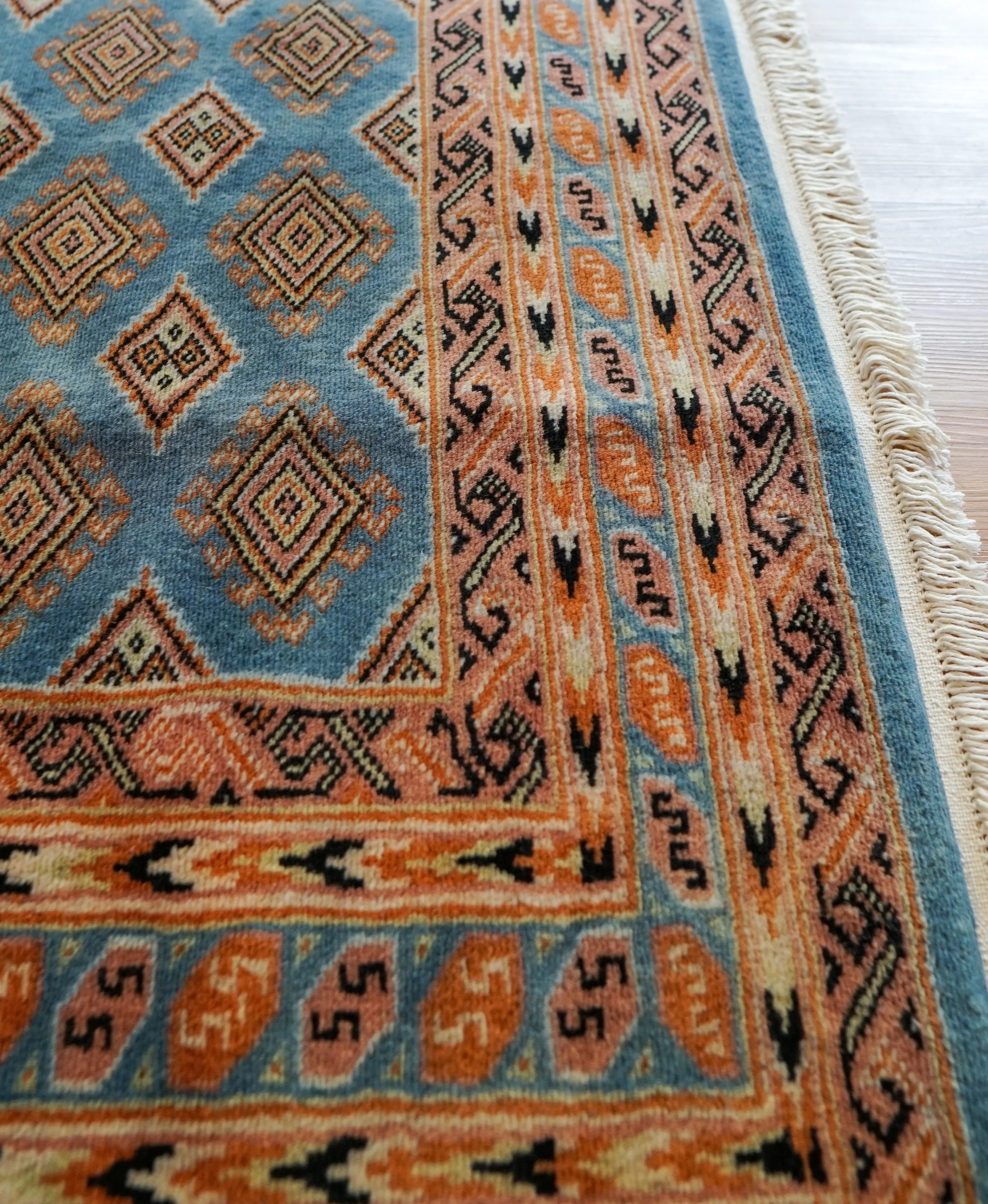 パキスタン手織り絨毯 トライバルラグ 185×125cm - Decorworks