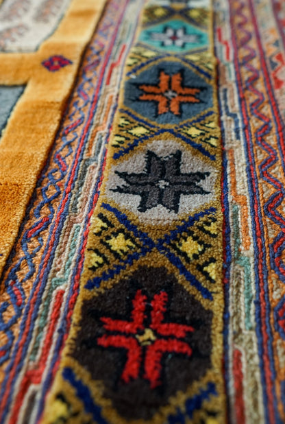 Collection ペルシャ手織り シルジャンキリム ランナー 193×80cm 、廊下やエントランスに最適なトライバルデザイン