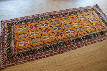 Collection ペルシャ手織り シルジャンキリム ランナー 193×80cm 、廊下やエントランスに最適なトライバルデザイン