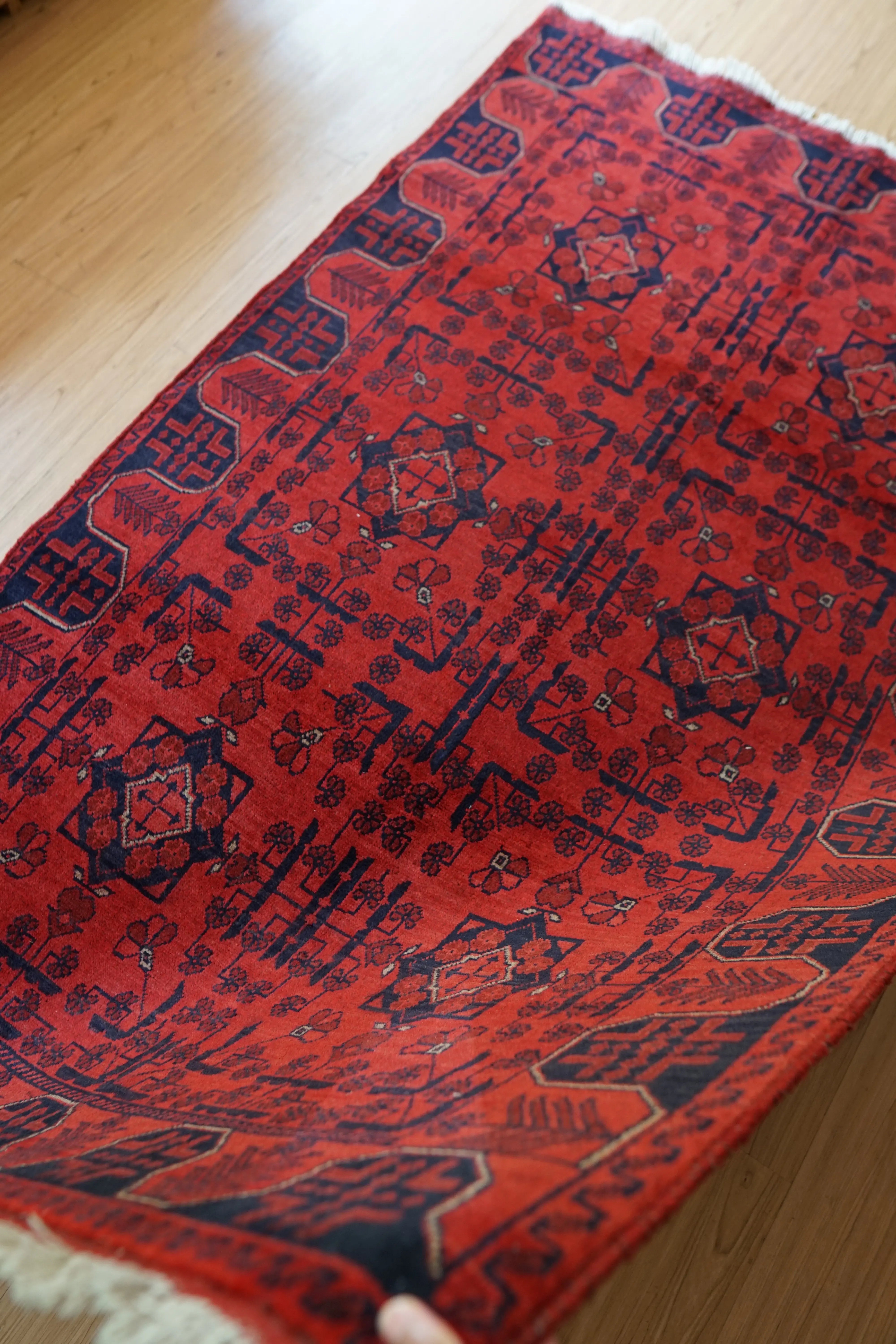 アフガニスタン手織り絨毯 カールモハメディ 195×121cm,伝統トライバル