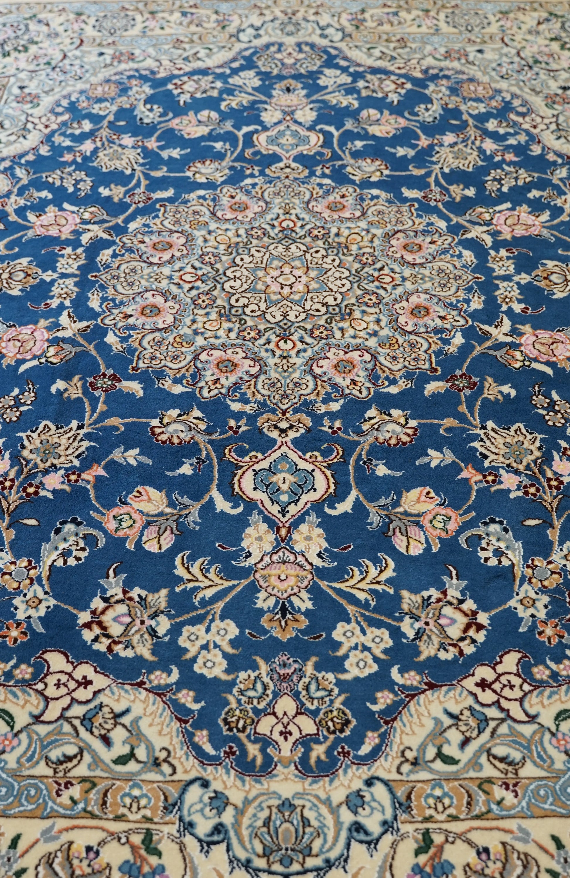 Collection ペルシャ絨毯 ナイン産   202×155cm　