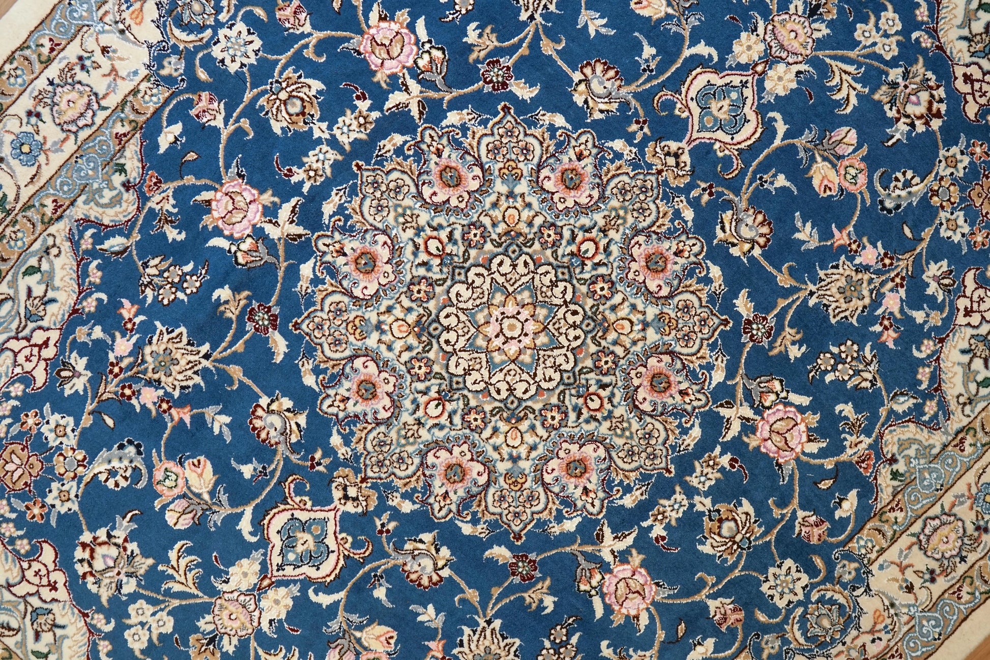 Collection ペルシャ絨毯 ナイン産   202×155cm　