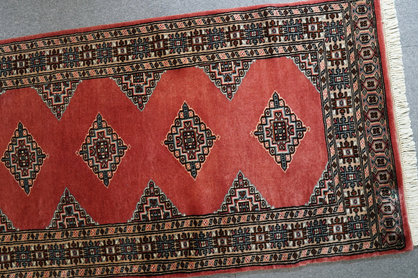 305×79cm   パキスタン手織り絨毯　ランナー Decorworks