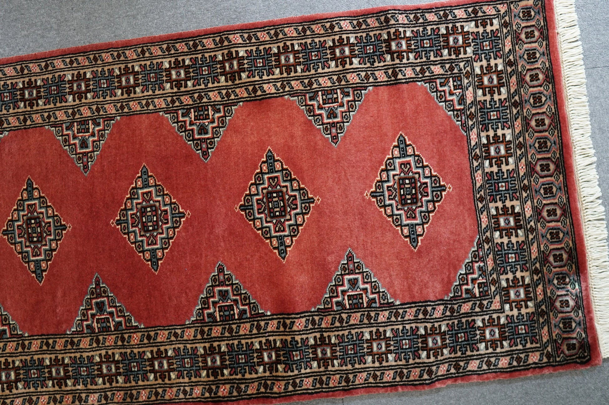 305×79cm   パキスタン手織り絨毯　ランナー Decorworks