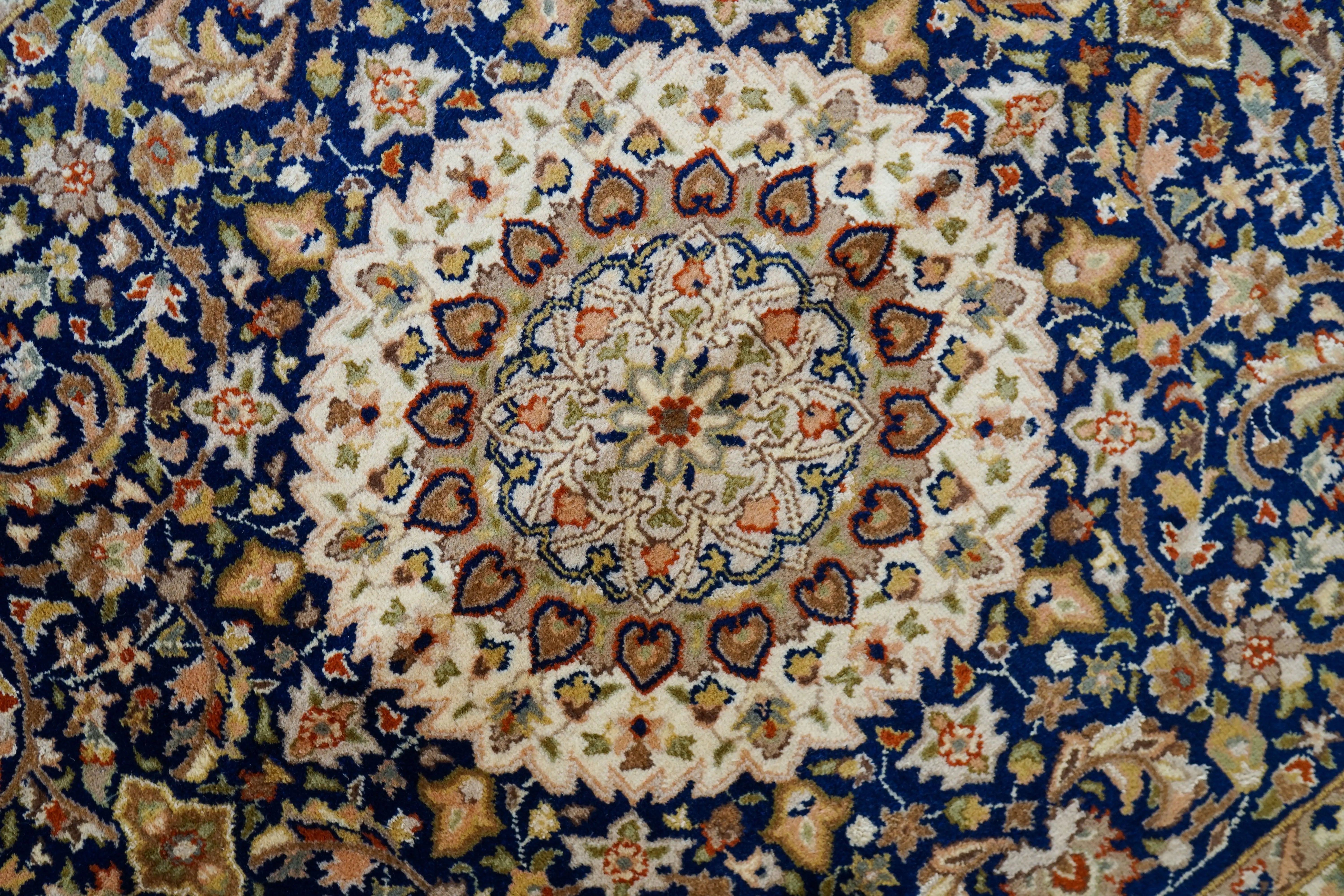 オリエンタルラグパキスタン手織り絨毯 ダブルノット214×135cm