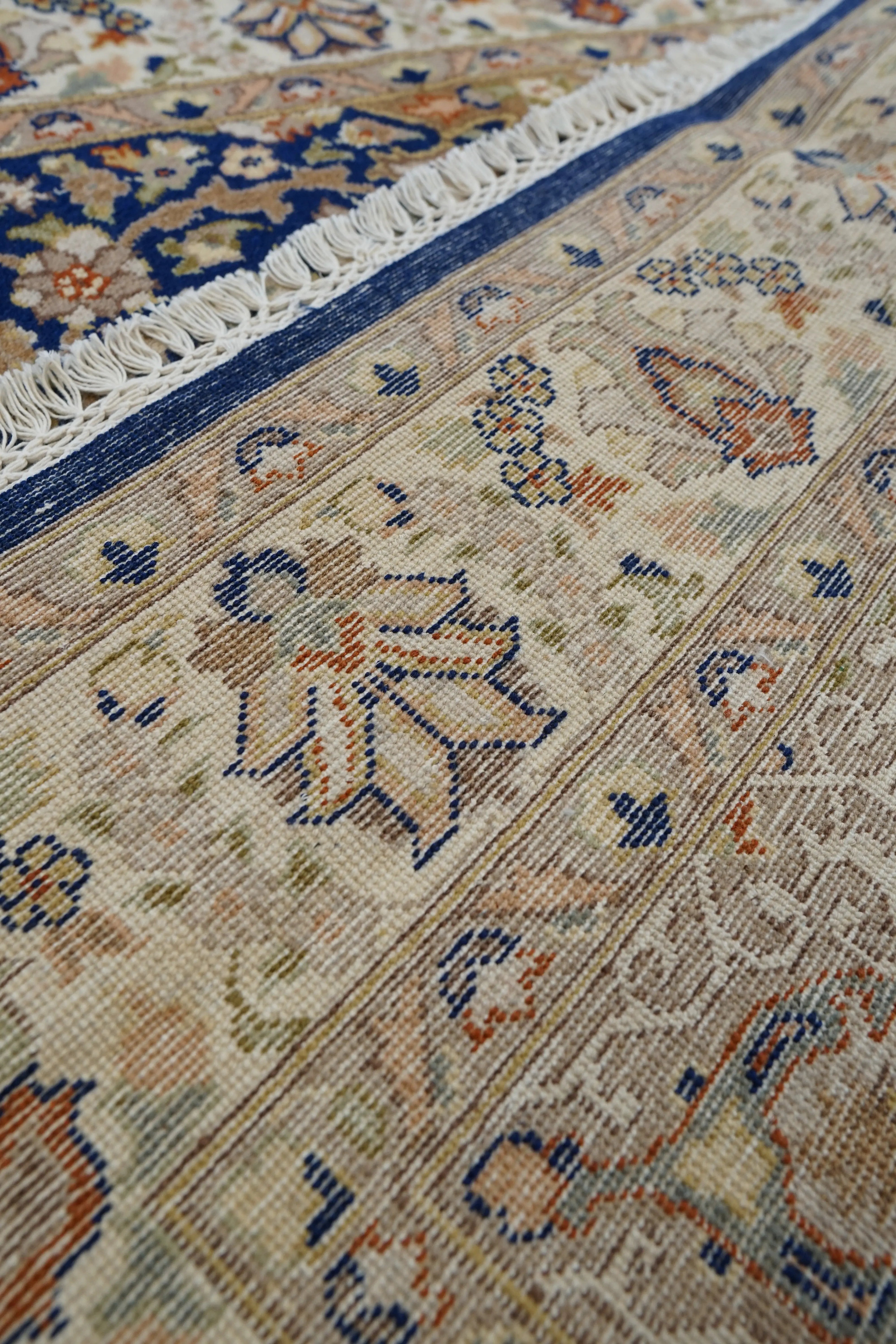 214×135cm パキスタン手織り絨毯 ダブルノット オリエンタルラグ オリエンタルラグパキスタン手織り絨毯 ダブルノット214×135cm