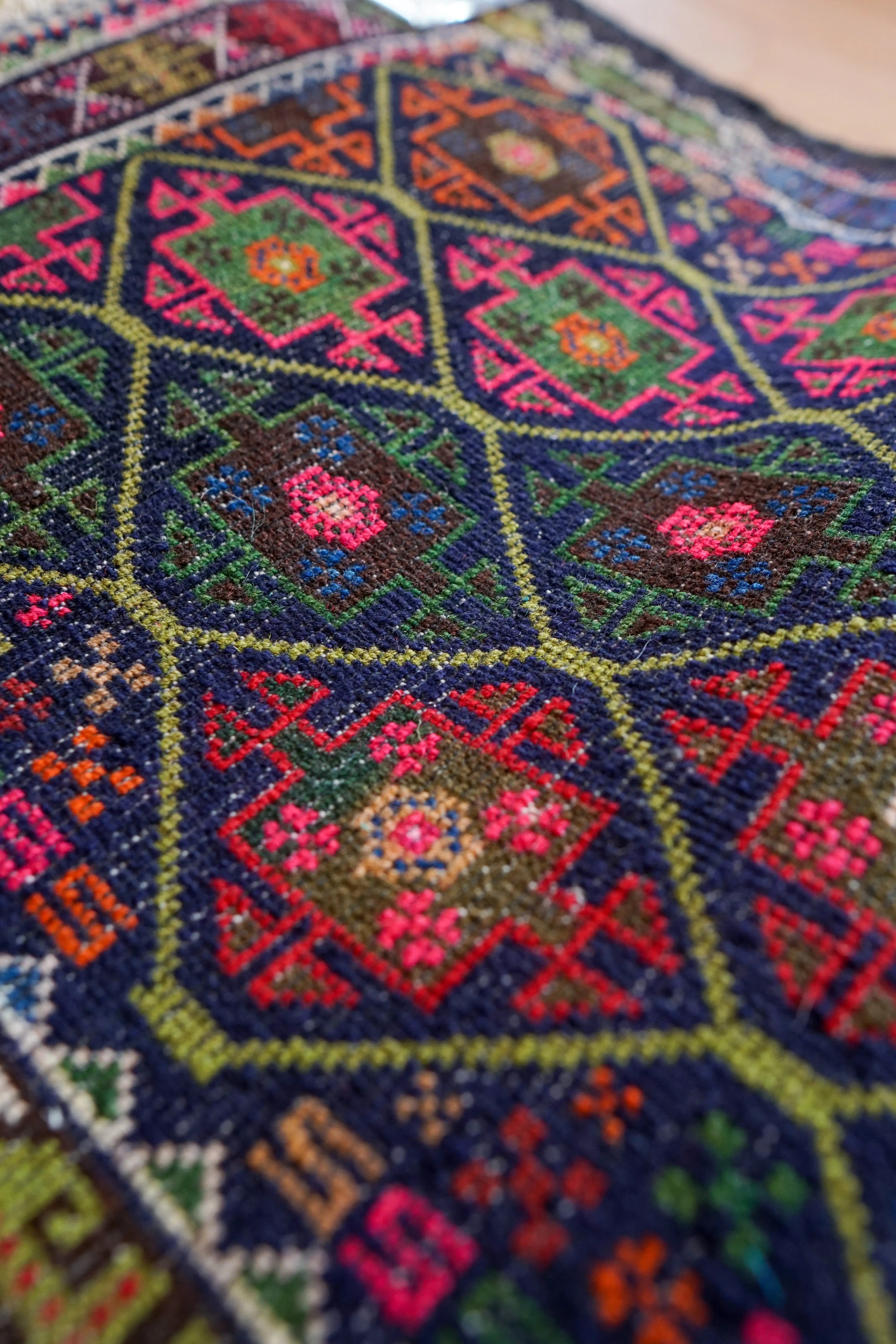 廊下敷きアフガニスタン手織りキリム　 size:267×70cm ランナー トライバルラグ アフガニスタン手織り絨毯 ランナー 231×55cm – Decorworks