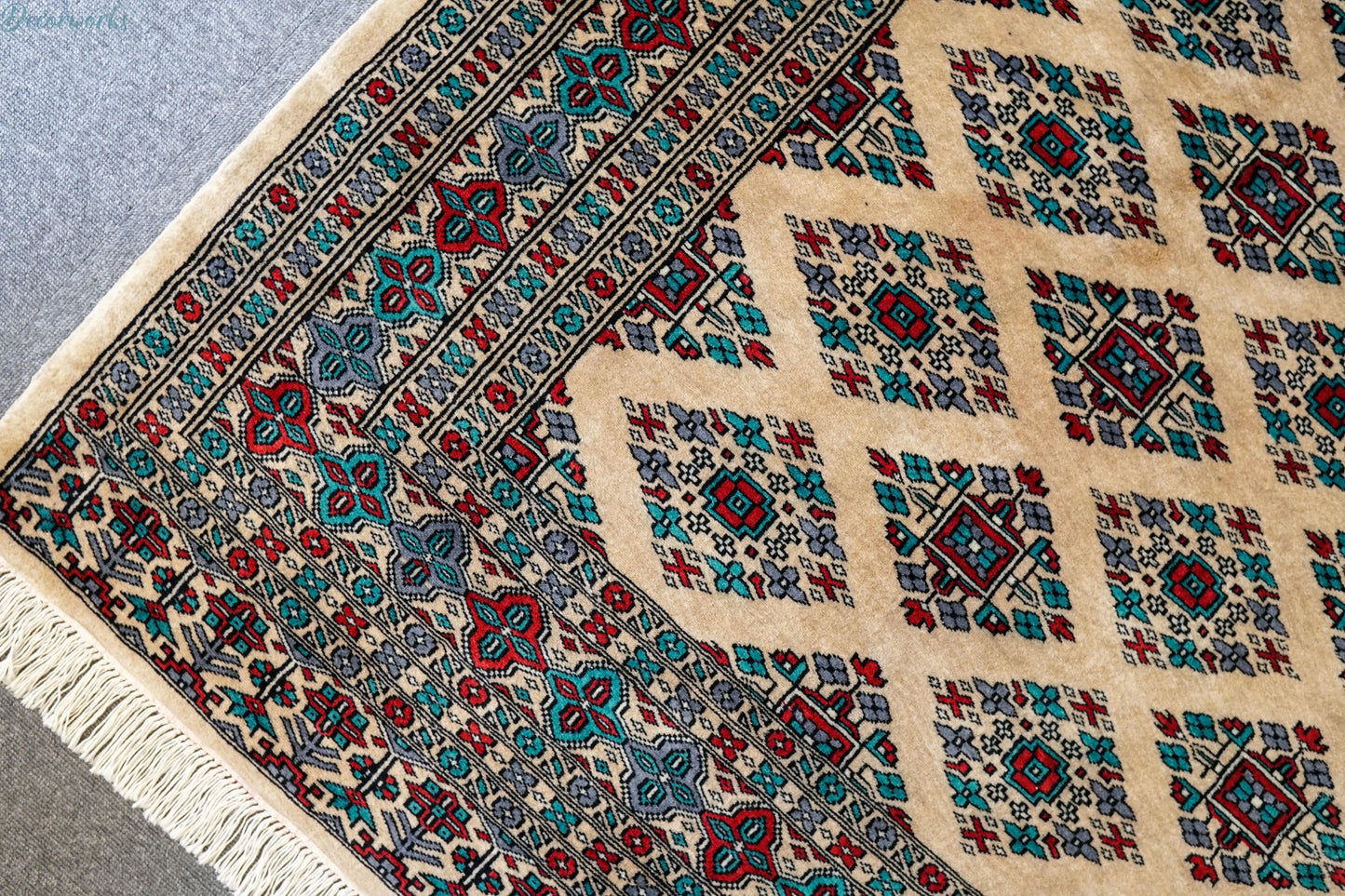 236×164cm  パキスタン手織り絨毯 Decorworks