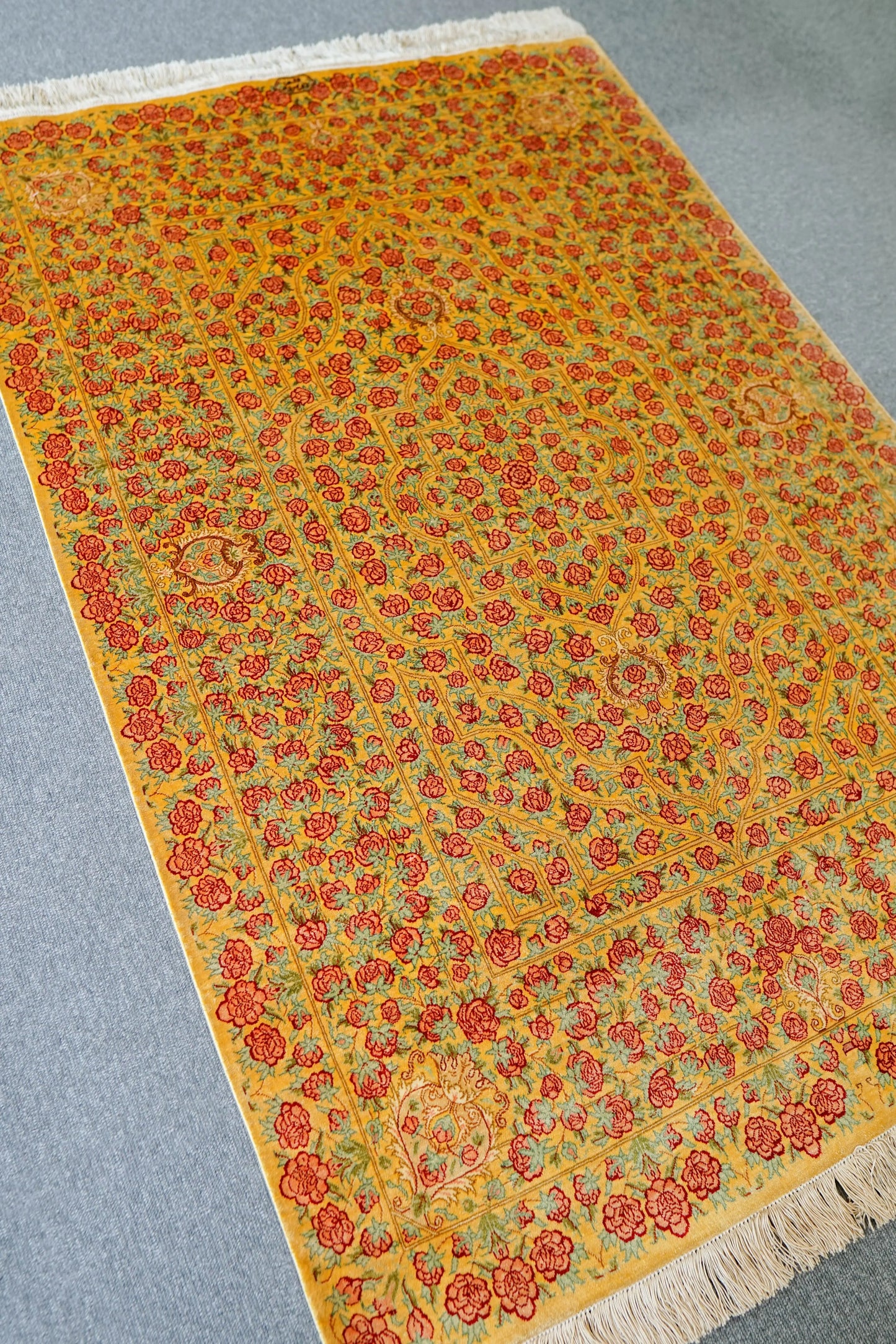 150×100cm　【ペルシャ手織りクム産のシルク100%絨毯】証明書付 Decorworks