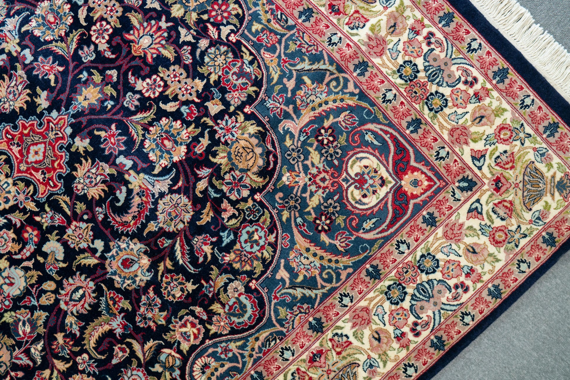 283×182cm  パキスタン手織り絨毯 ダブルノット Decorworks