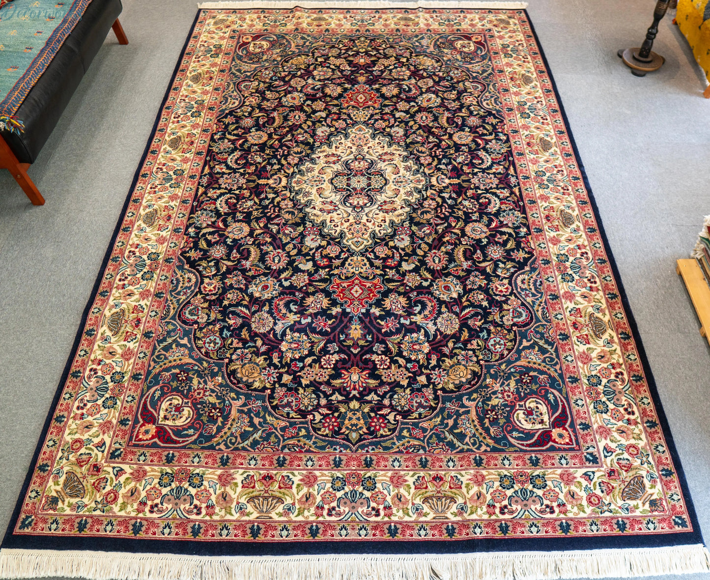 283×182cm  パキスタン手織り絨毯 ダブルノット Decorworks