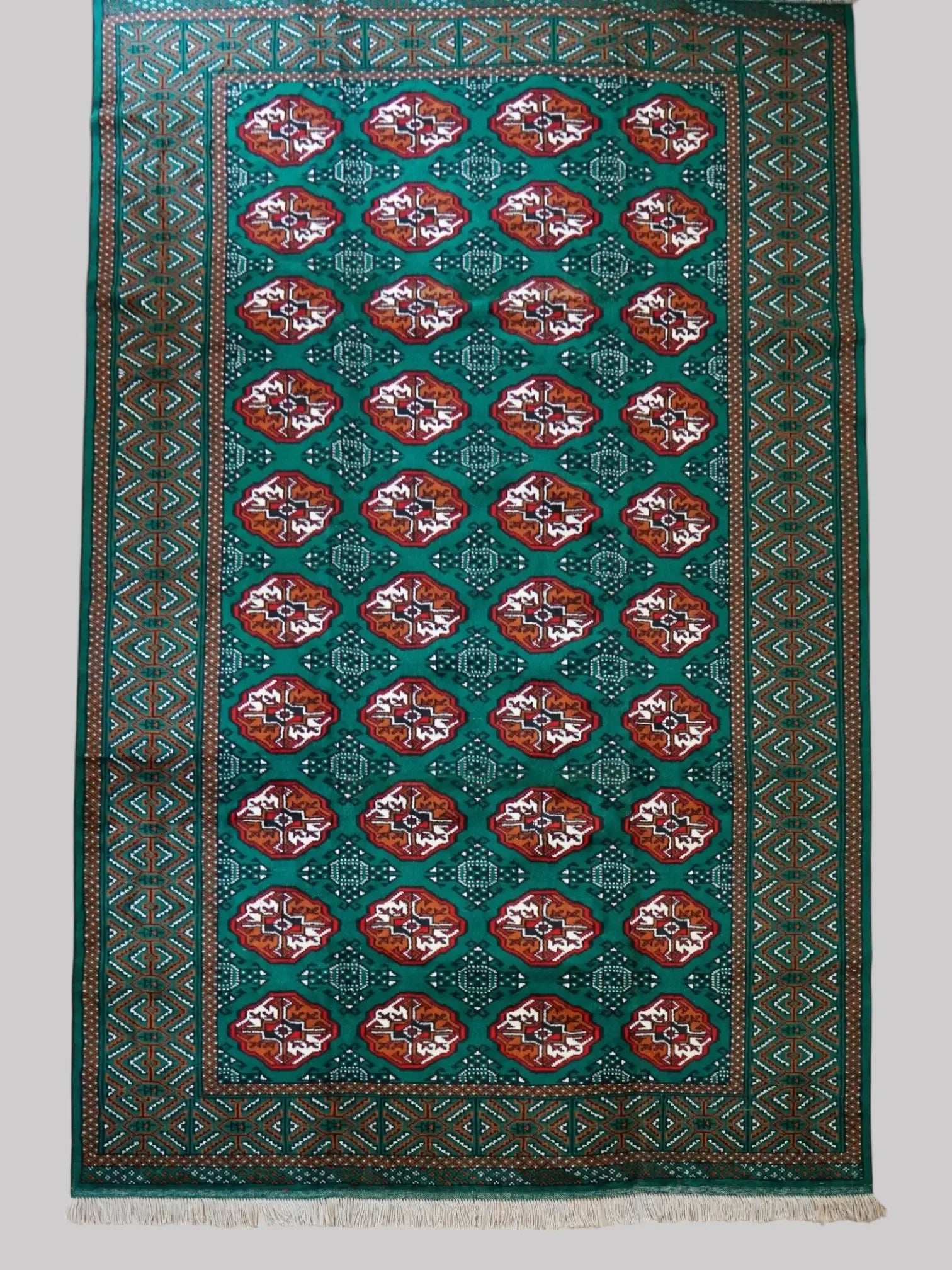 ペルシャ絨毯専門店 Decorworks イラン直輸入,手織りラグコレクション