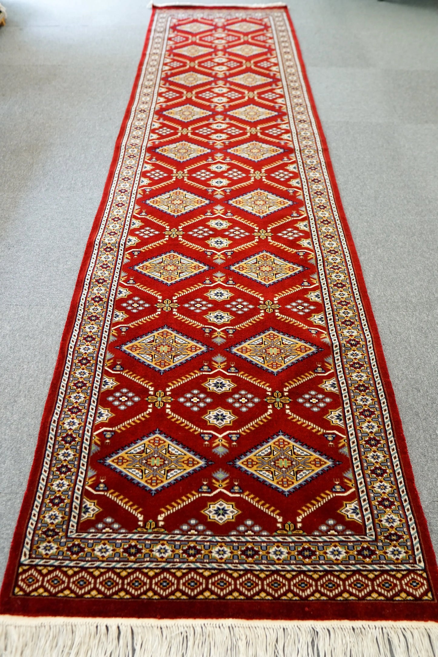 300×80cm  パキスタン手織り絨毯　ランナー Decorworks